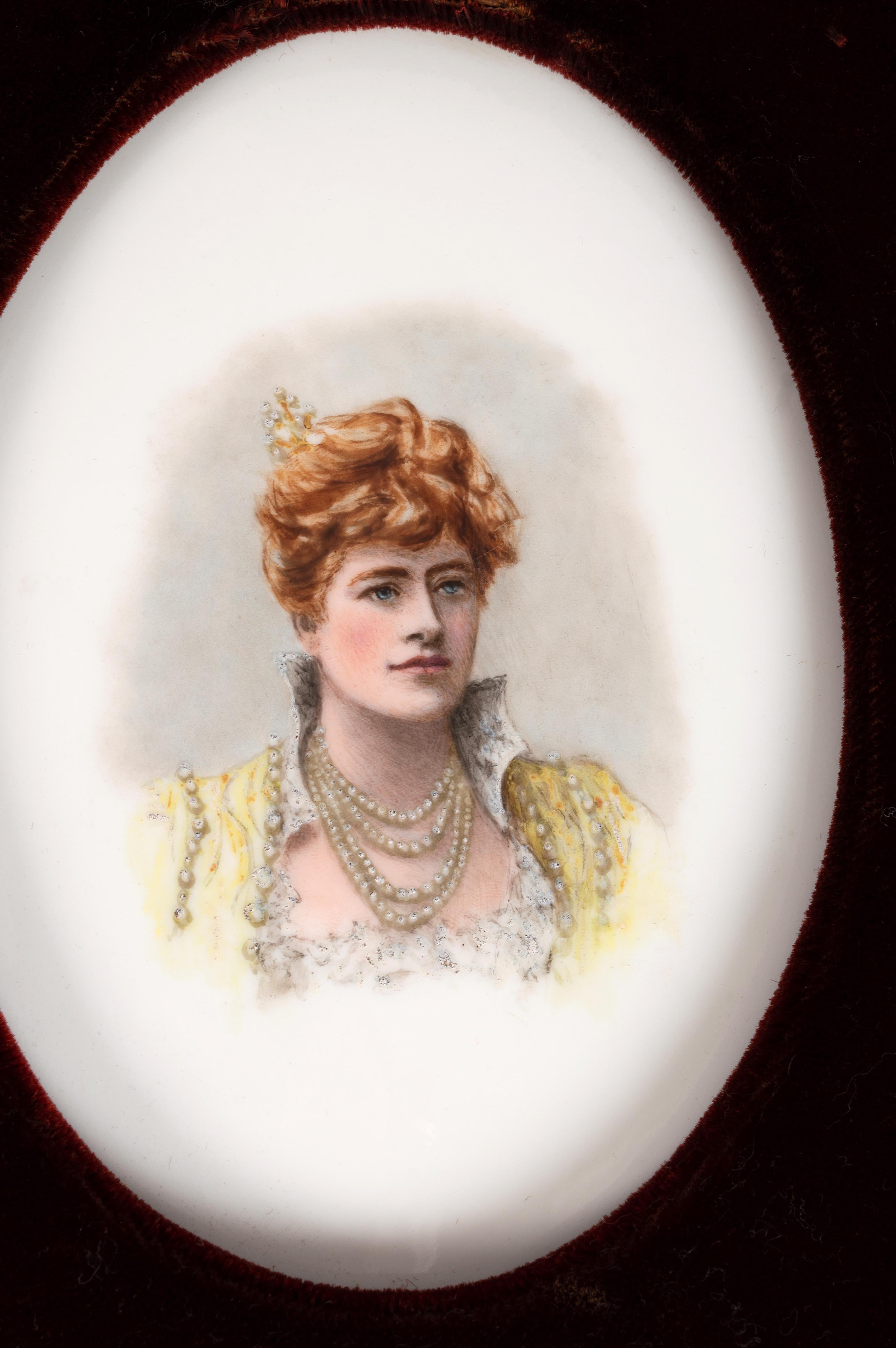 Hand-Painted Pair of 19th Century English Victorian Watercolours on Porcelain of a Lady For Sale