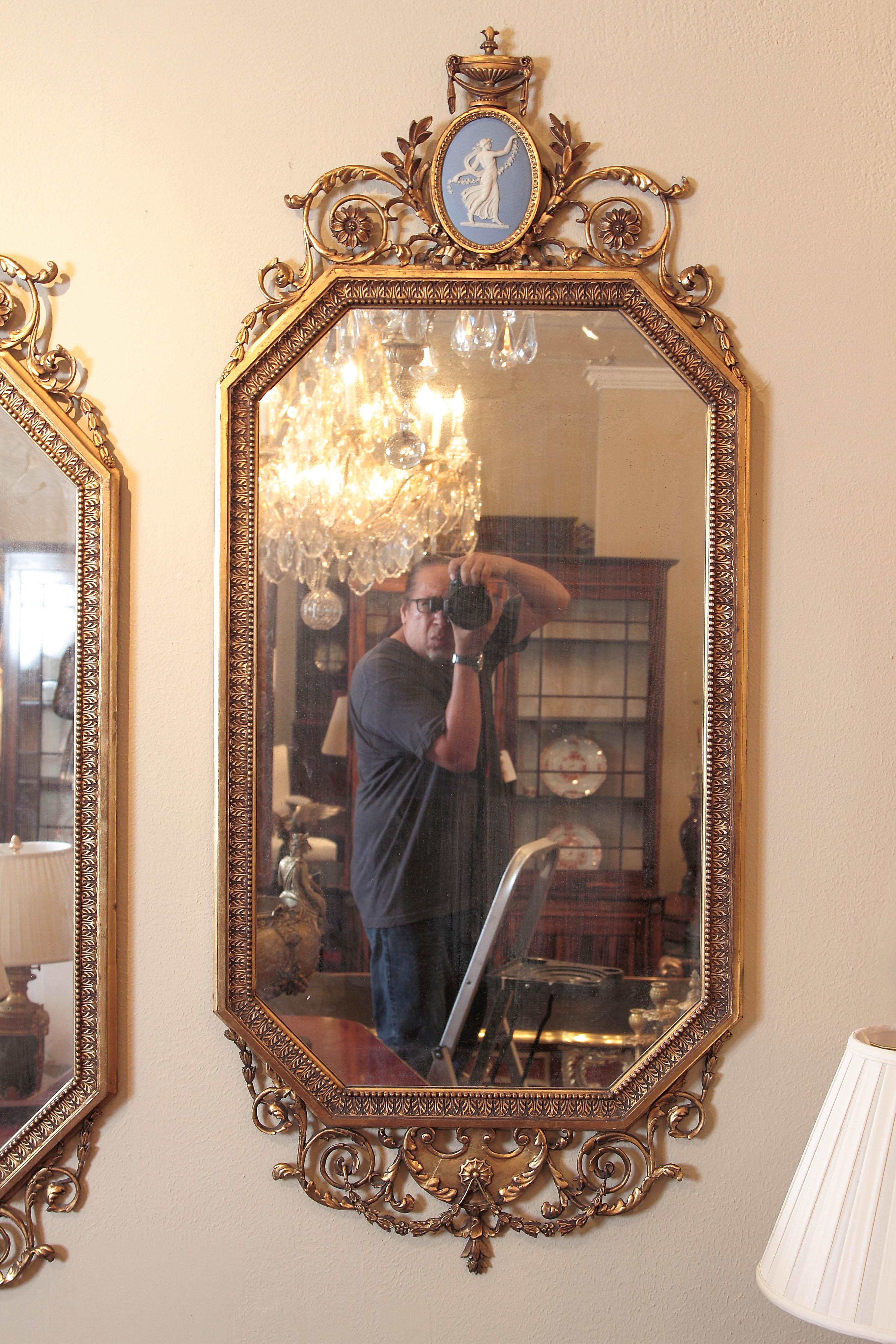 Pair of 19th Century English Water Gilt Hand-Carved Mirrors with Jasper Plaques In Good Condition In Dallas, TX