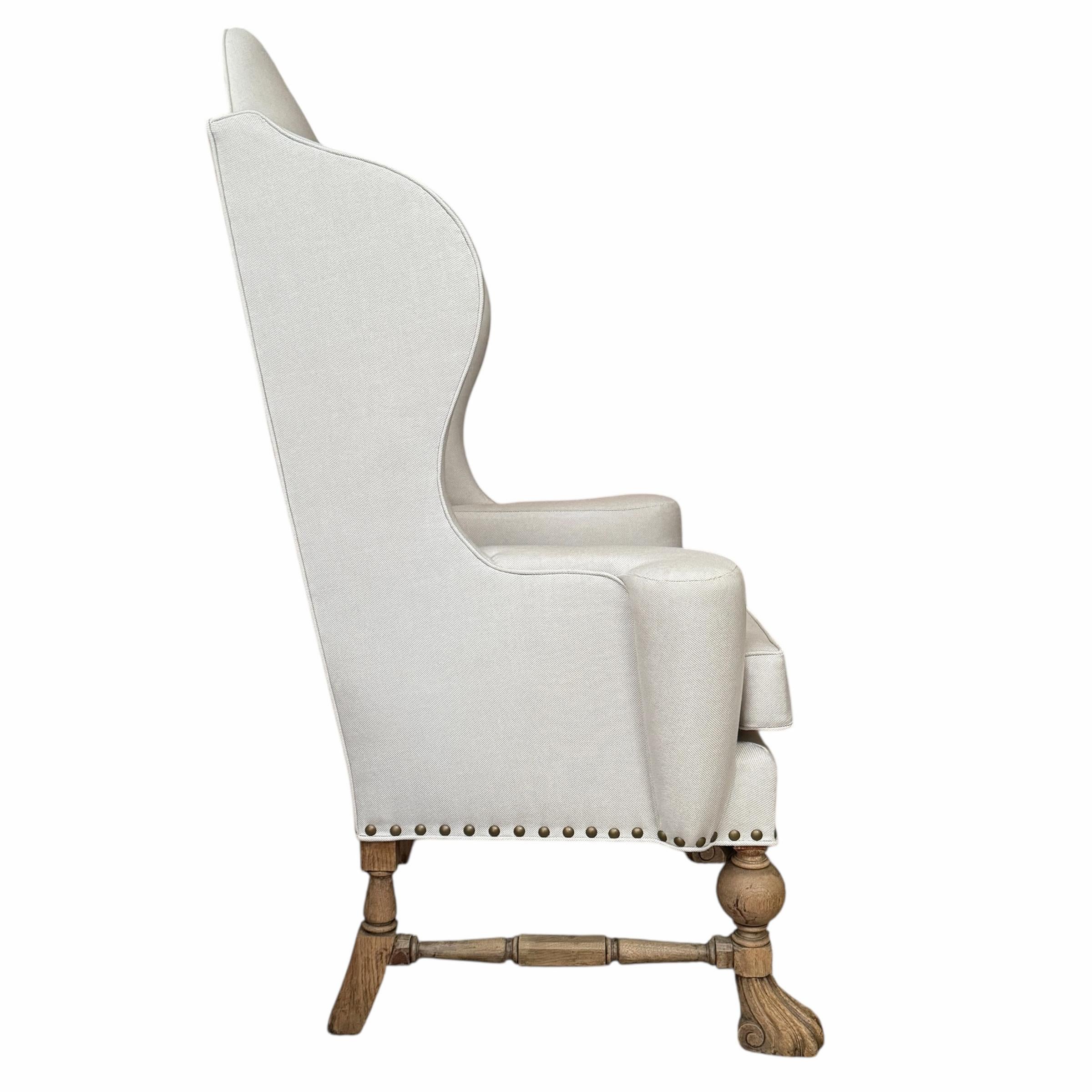 Pareja de sillas de brazos inglesas del siglo XIX estilo William & Mary Lino en venta