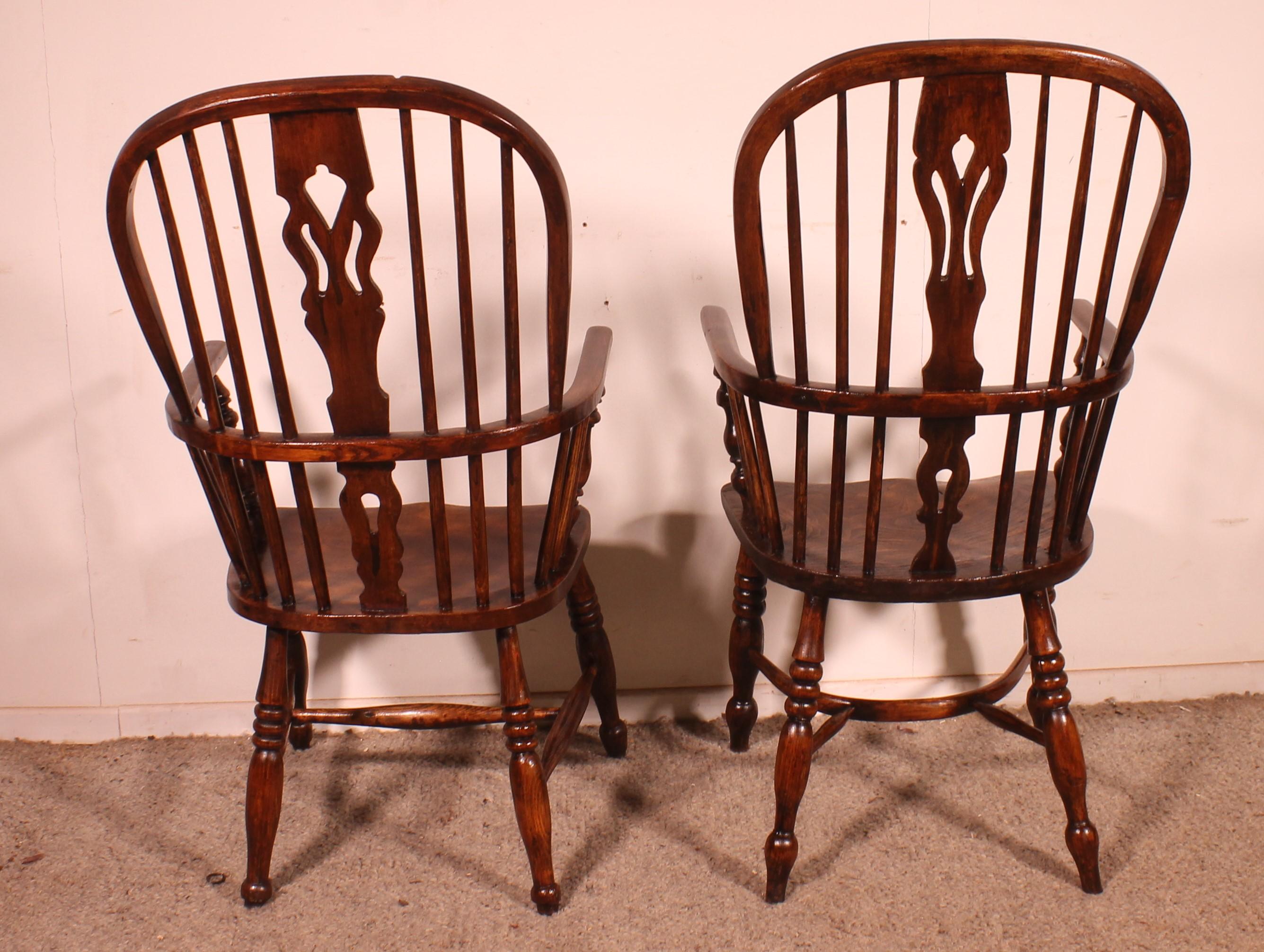 Paire de fauteuils Windsor anglais du 19e siècle en vente 1