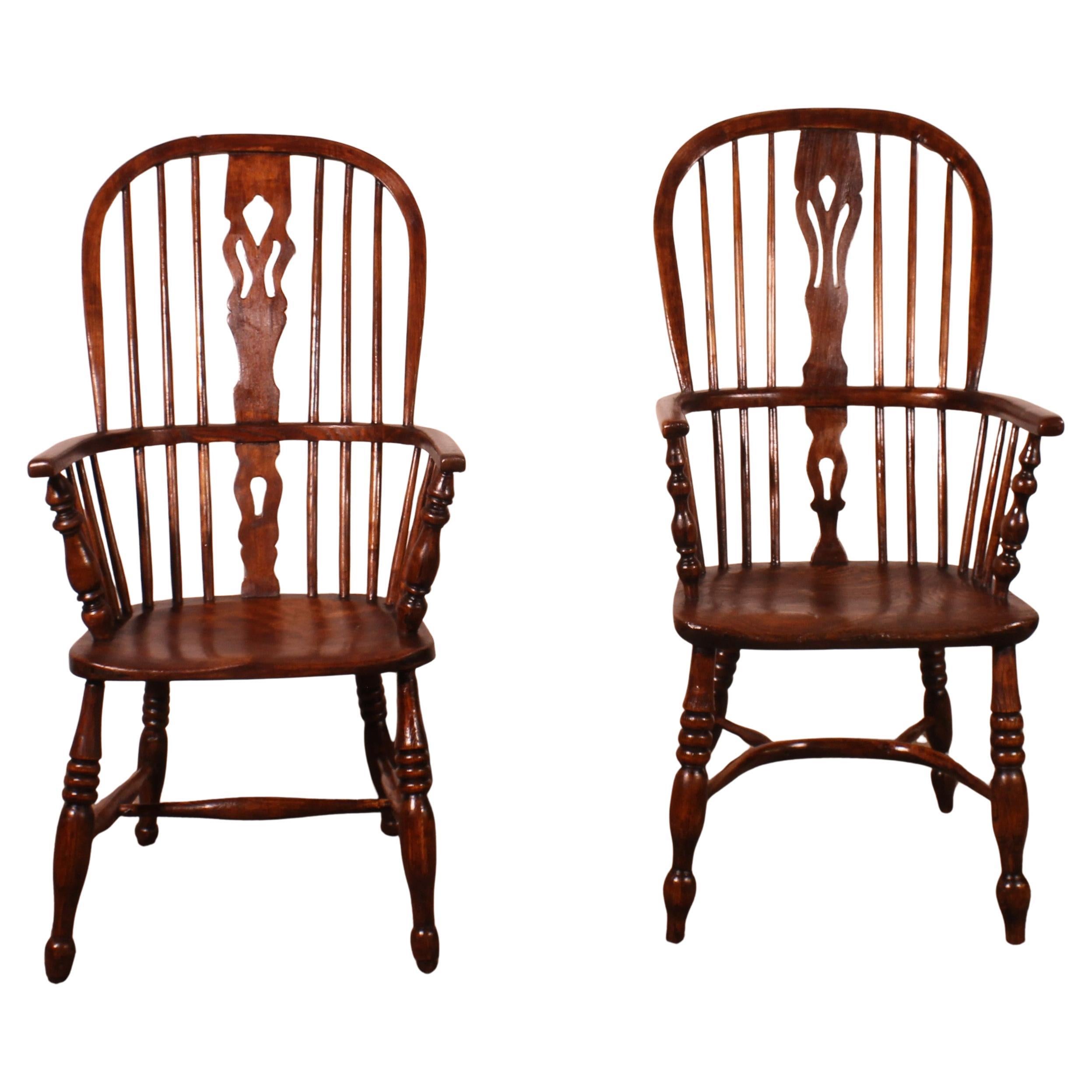 Paire de fauteuils Windsor anglais du 19e siècle en vente