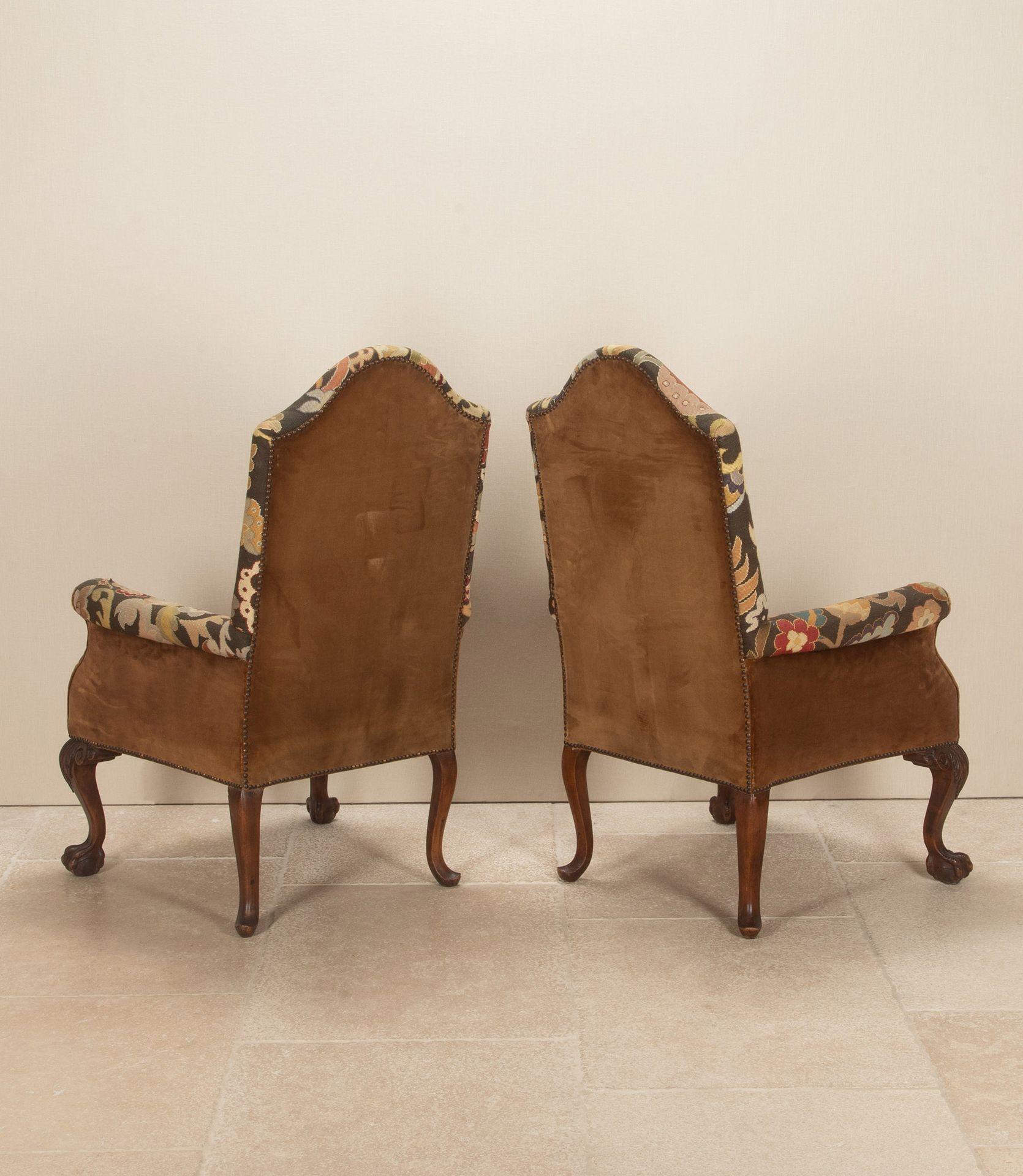 Pareja de sillones ingleses del siglo XIX con respaldo y tapicería Inglés en venta