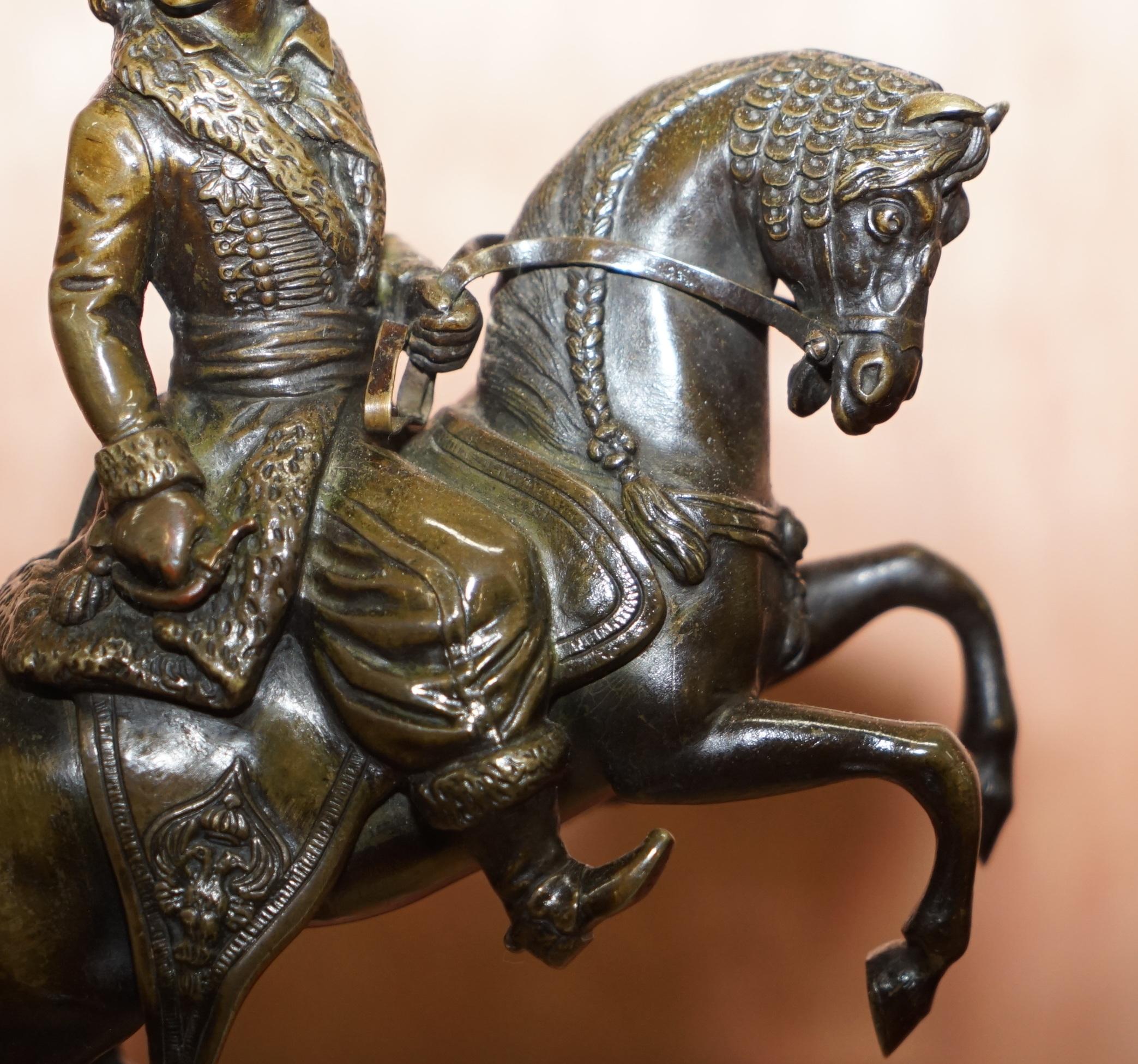 Paar Reiterbronzen des 19. Jahrhunderts Russische Cossack- und römische massivere Pferde im Angebot 7