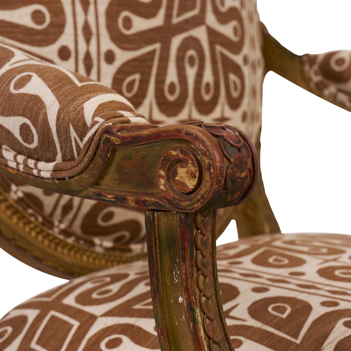 Paar Fauteuils-Stühle des 19. Jahrhunderts, neu gepolsterter Stoff im Zustand „Gut“ im Angebot in New York, NY