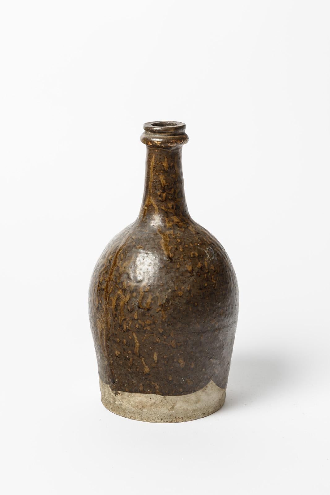 French Pair of 19th century folk art stoneware ceramic bottles realised in La Borne For Sale