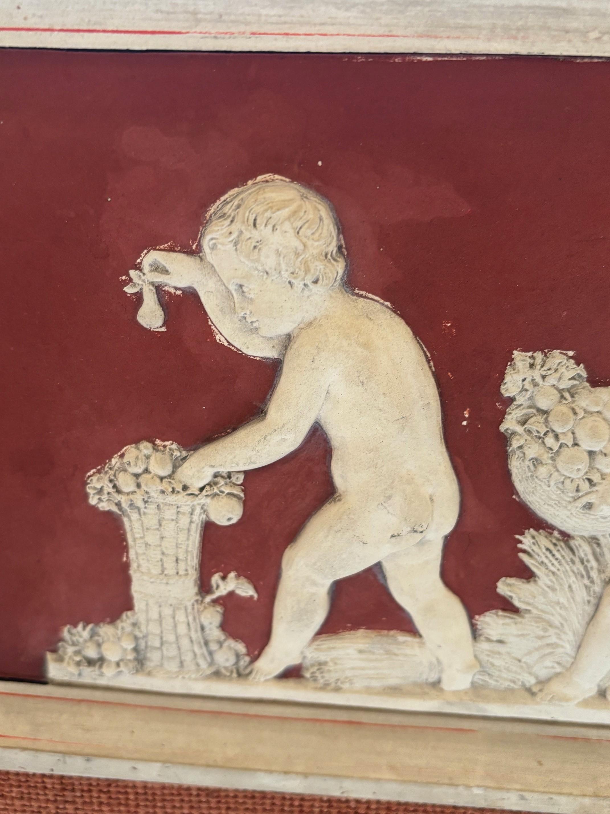 Pair of 19th Century Framed Neoclassical Plaque by Danish Artist Peter Ipsen im Angebot 2