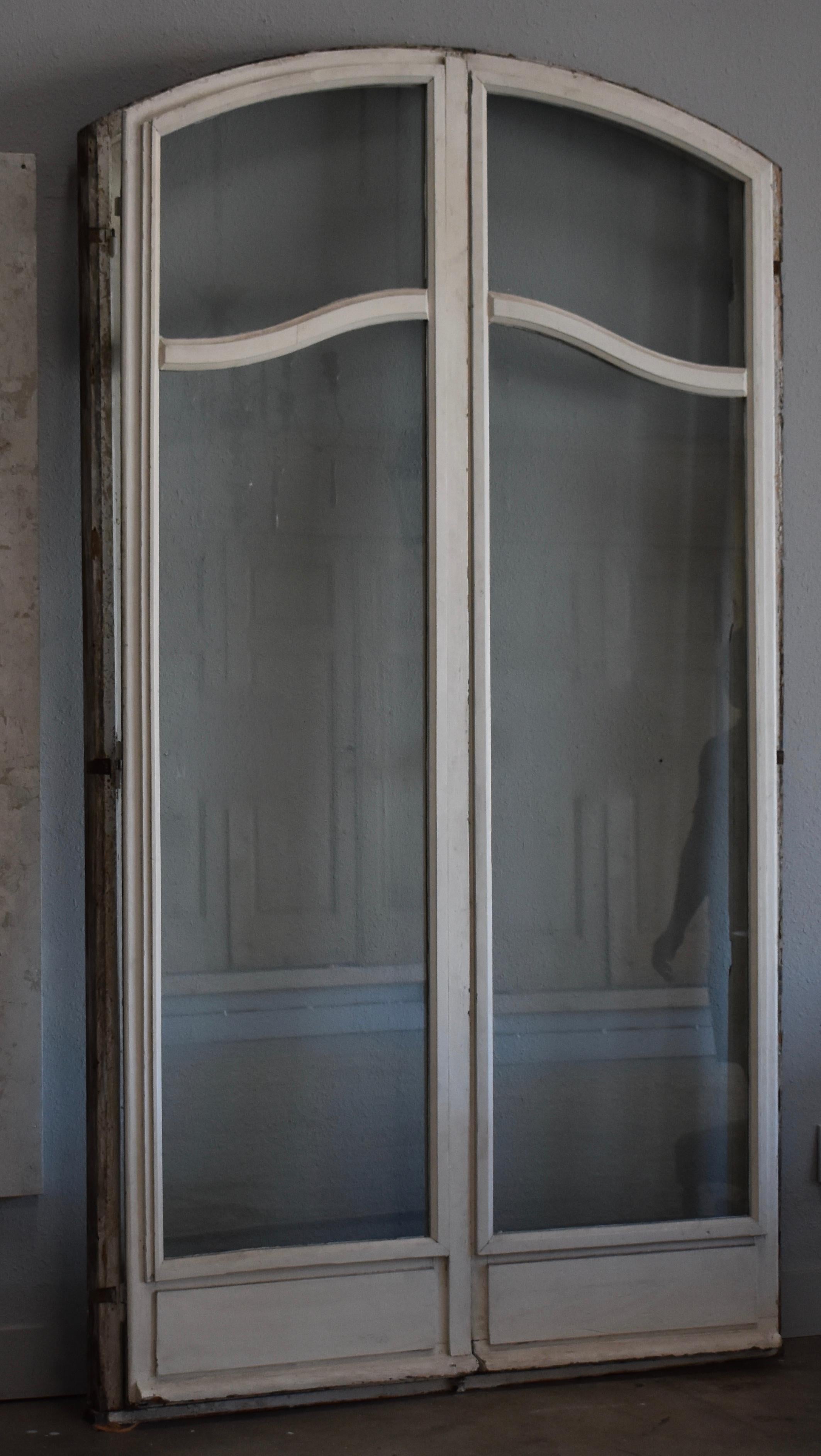 Pair of 19th Century French Arched Glass Panelled Doors For Sale 5