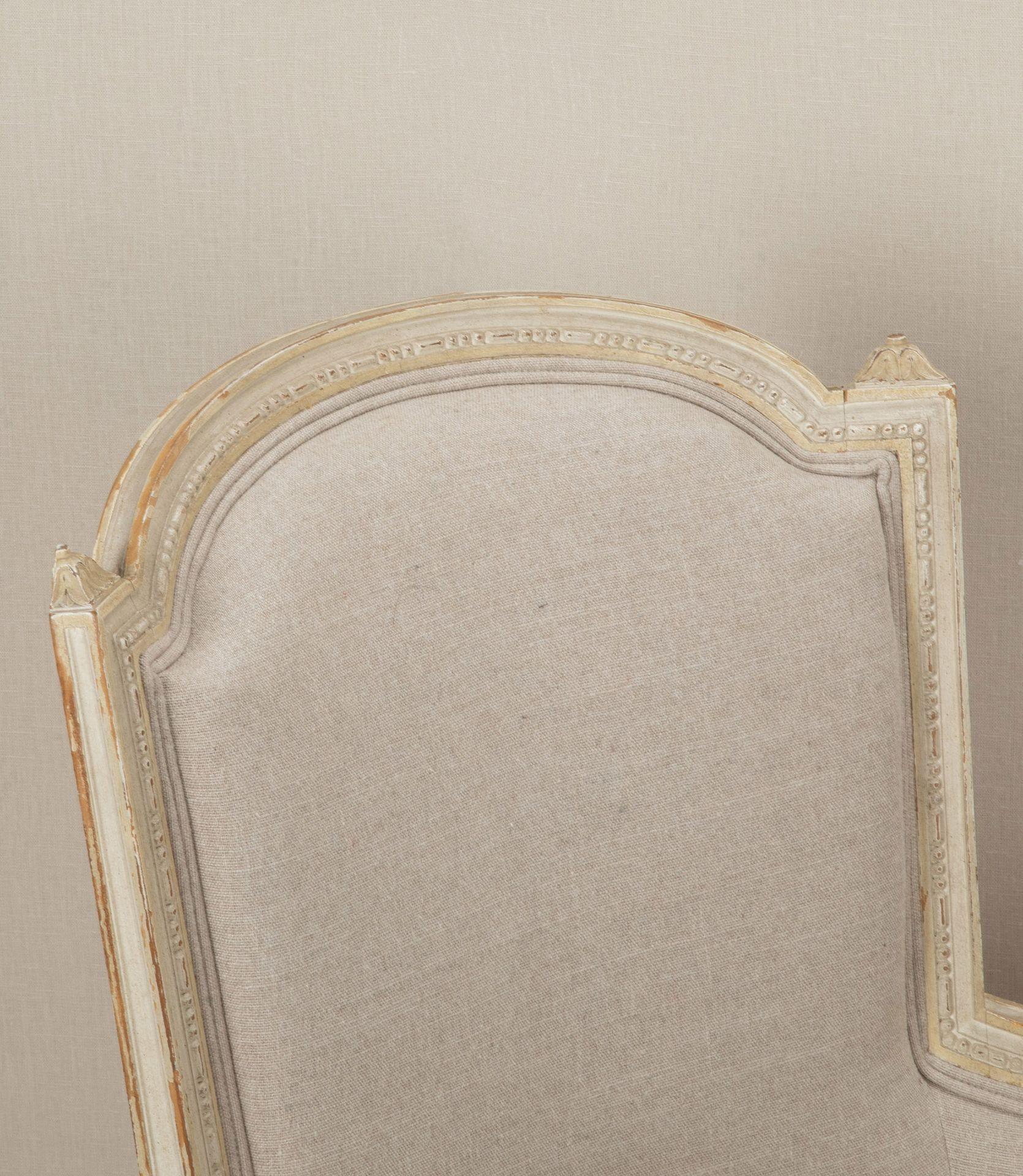 XIXe siècle Paire de fauteuils français du 19ème siècle à la manière de Louis XVI en vente