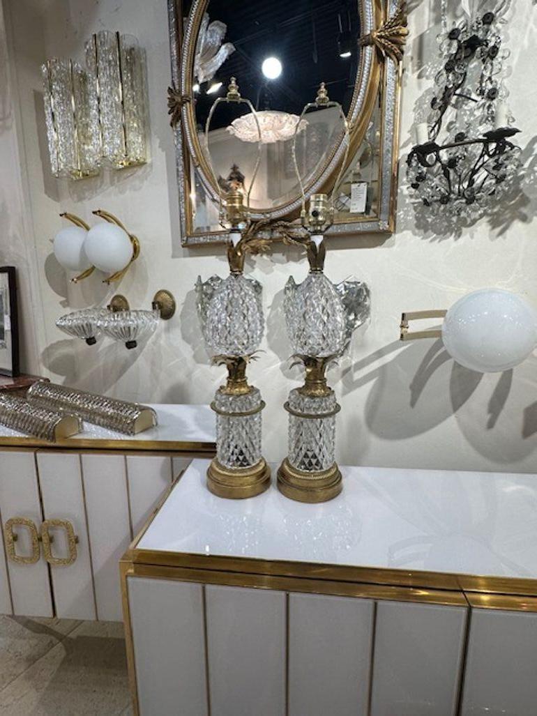 Pair of 19th Century French Baccarat Crystal and Gilt Bronze Pineapple Lamps In Good Condition For Sale In Dallas, TX