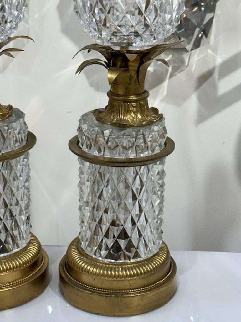 Pair of 19th Century French Baccarat Crystal and Gilt Bronze Pineapple Lamps For Sale 1