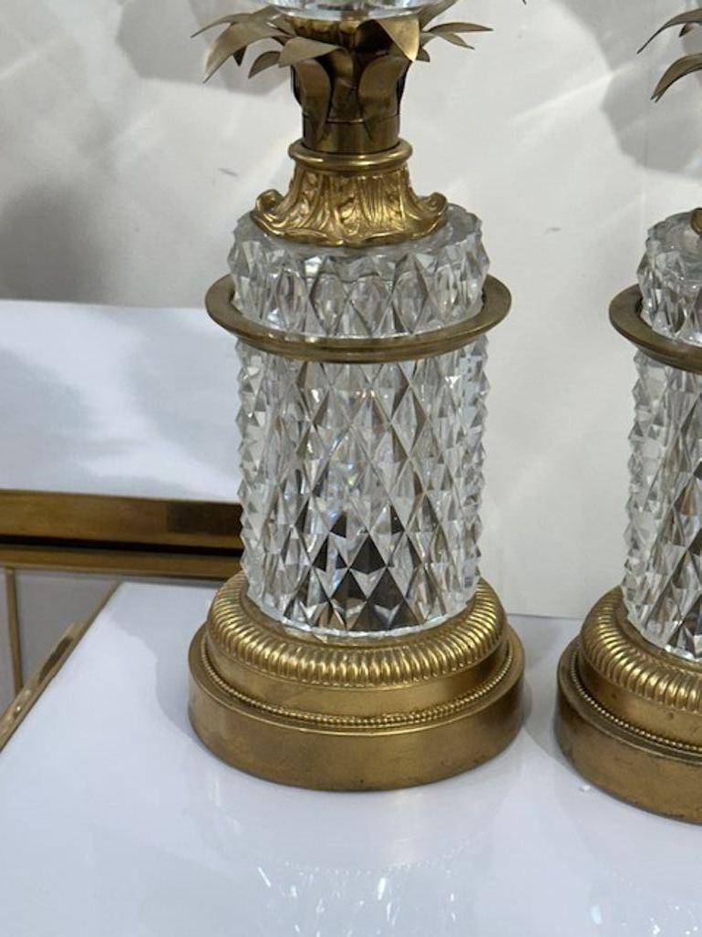 Pair of 19th Century French Baccarat Crystal and Gilt Bronze Pineapple Lamps For Sale 2