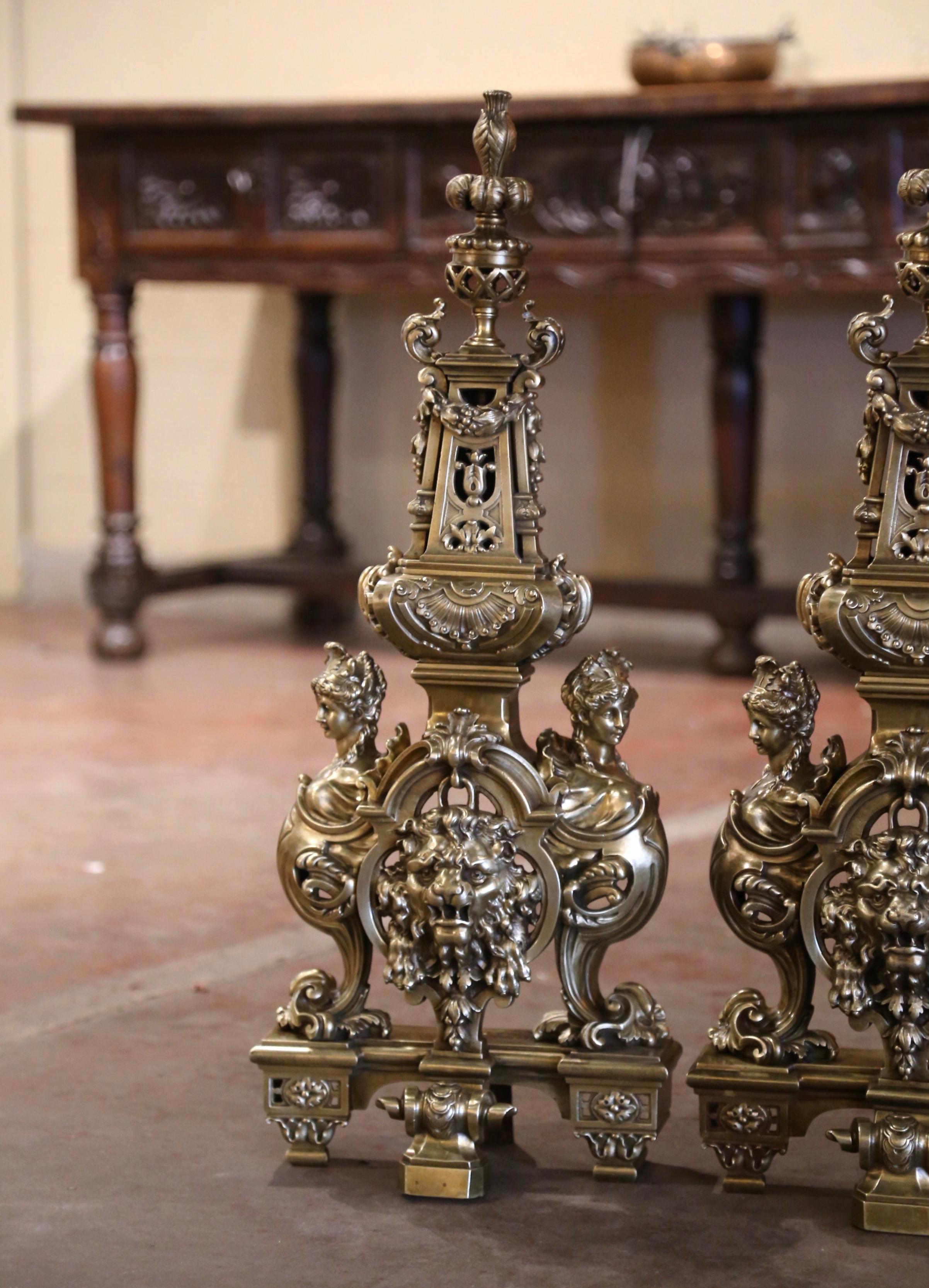 Barocco Coppia di Androni barocchi francesi del XIX secolo con figure di leoni e donne in vendita