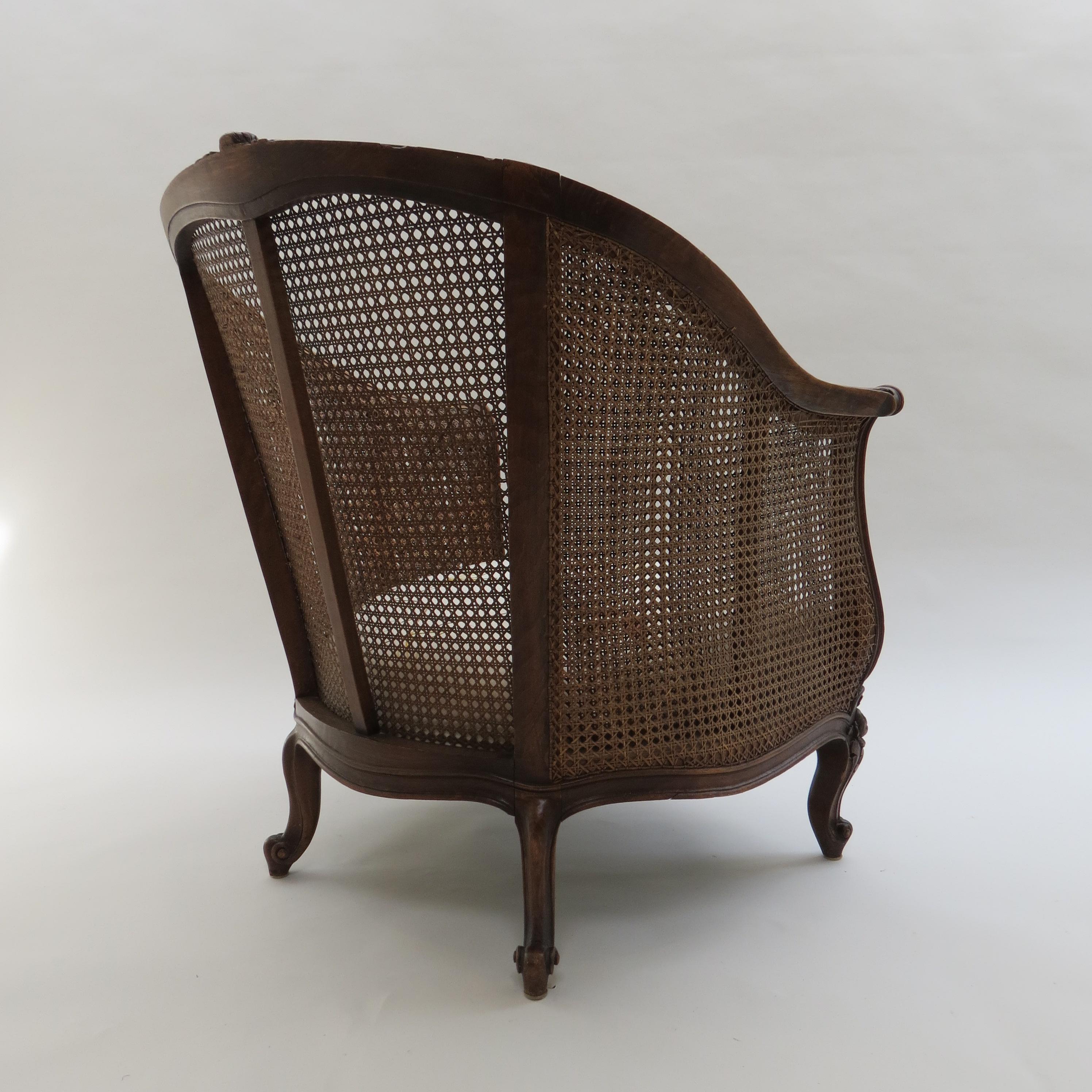 Coppia di sedie da salotto in rattan bergere francesi del XIX secolo in vendita 2