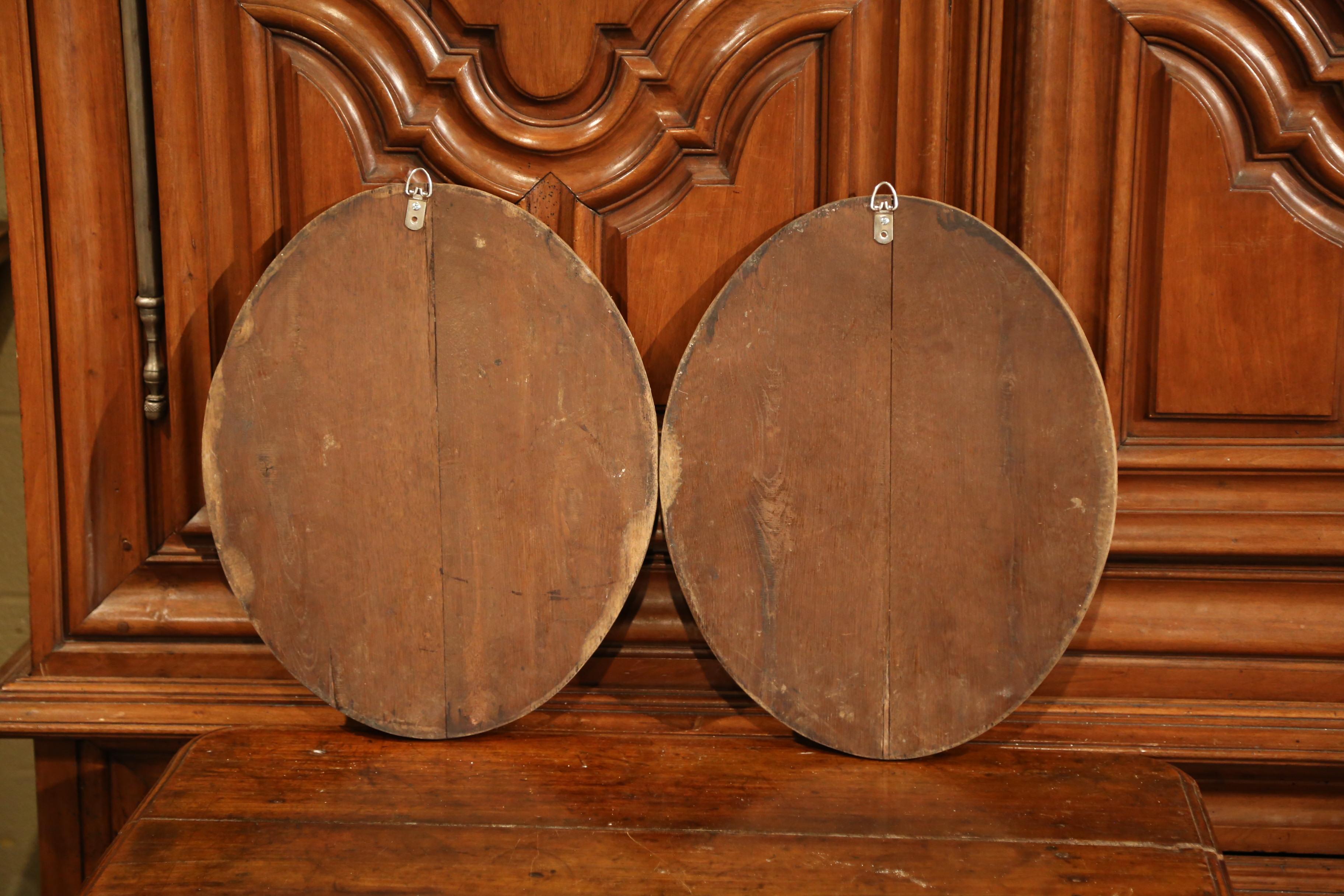 Pair of 19th Century French Black Forest Carved Oval Wall Hanging Bird Plaques 2