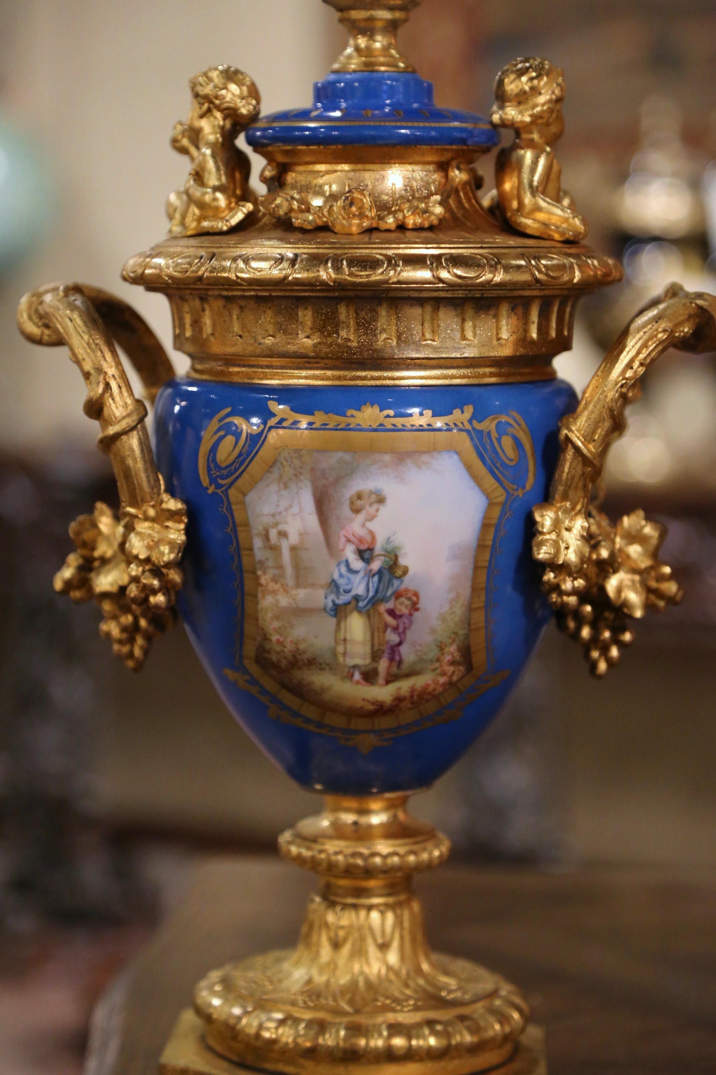 Pair of 19th Century French Blue Porcelain and Gilt Bronze Sèvres Urns Vases For Sale 3