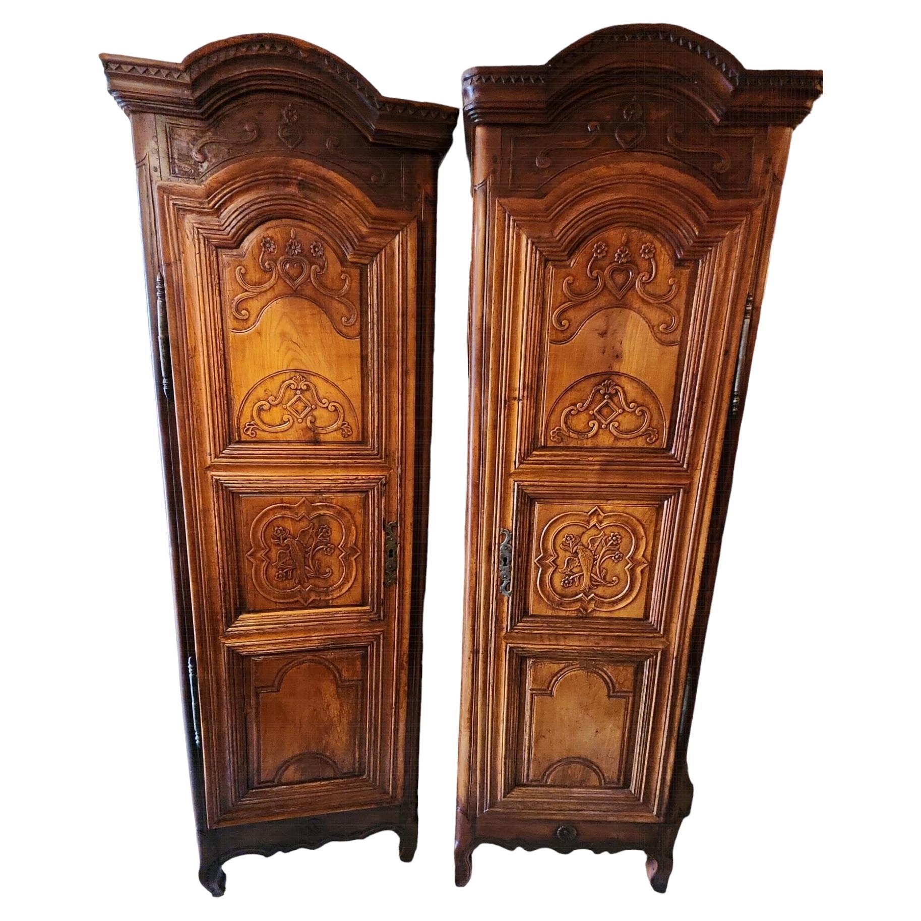 Pair of 19th Century French Bonnetiere For Sale