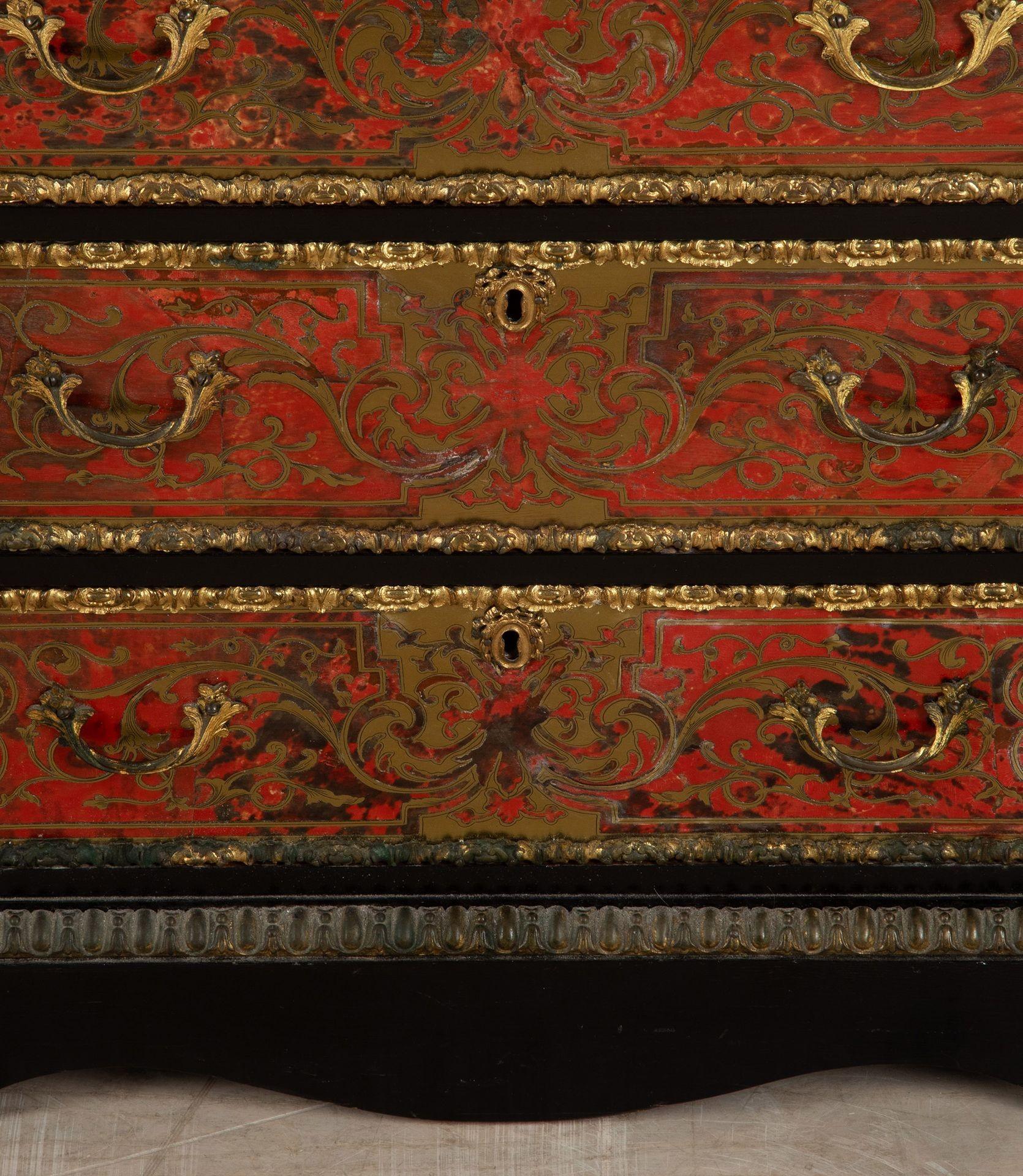 Francese Coppia di commodes francesi Boulle in tartaruga del XIX secolo in vendita