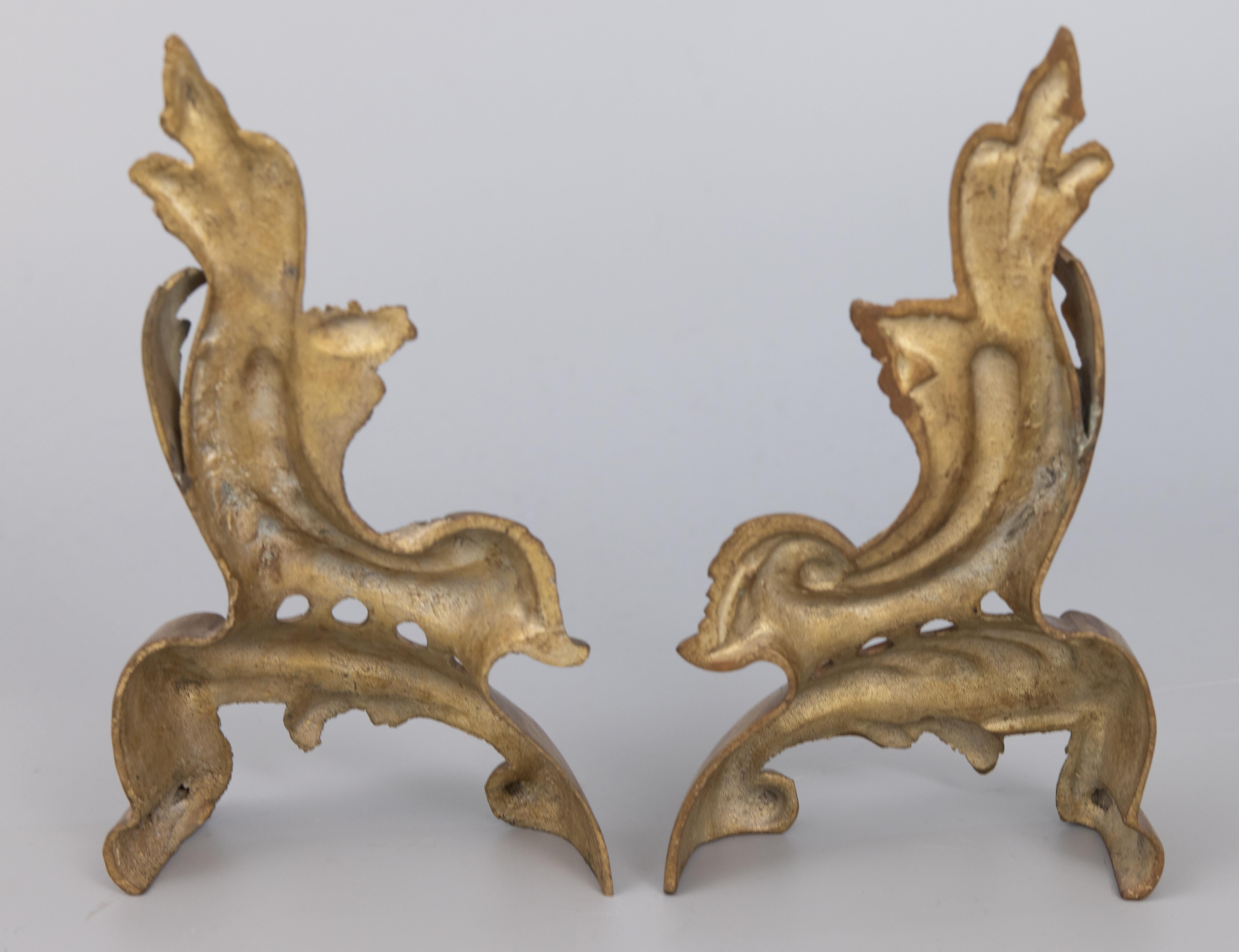 Pair of 19th Century French Brass Acanthus Leaf Mantel Ornaments Bookends For Sale 1