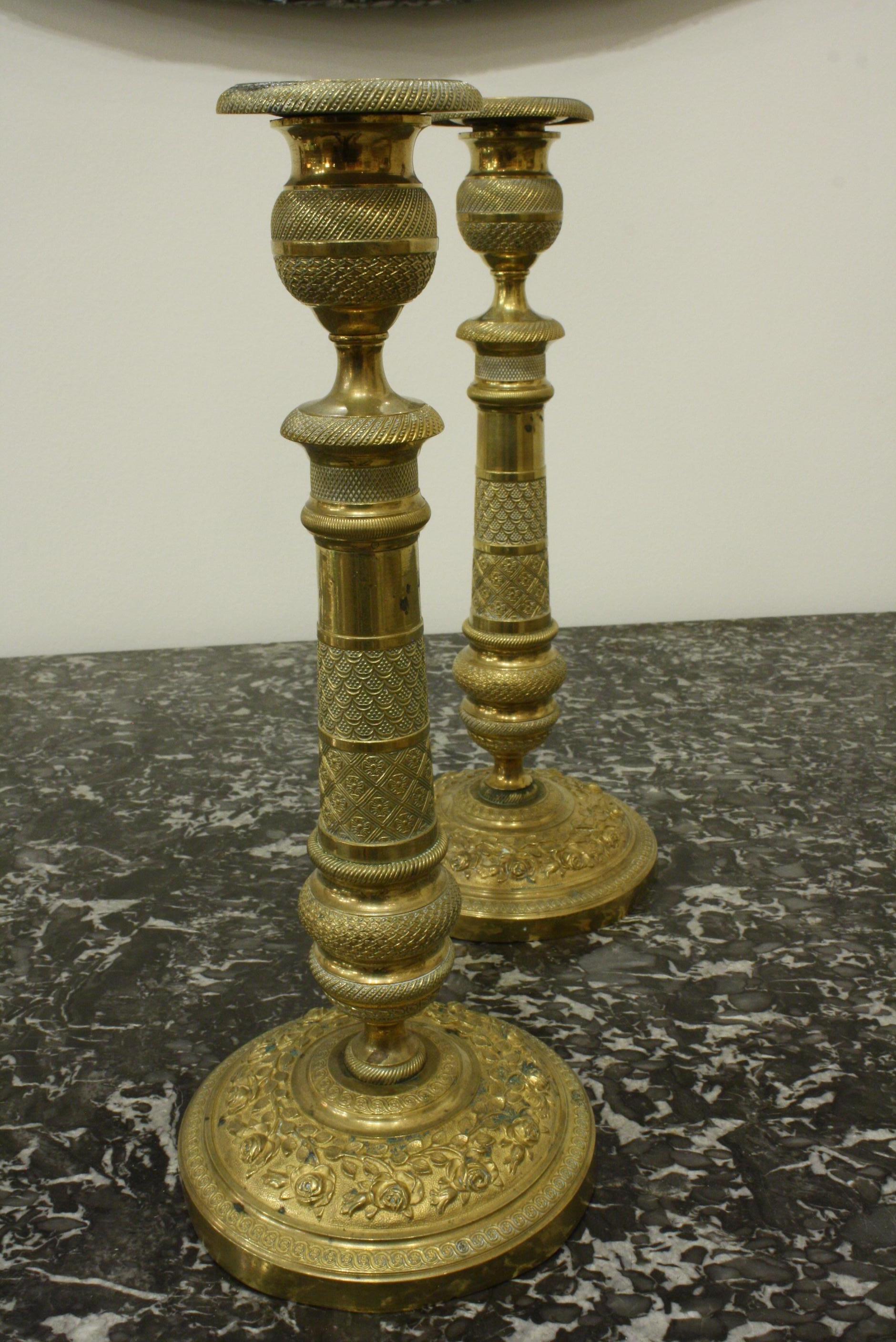 Pair of 19th Century French Brass Neoclassical Candlesticks For Sale 2