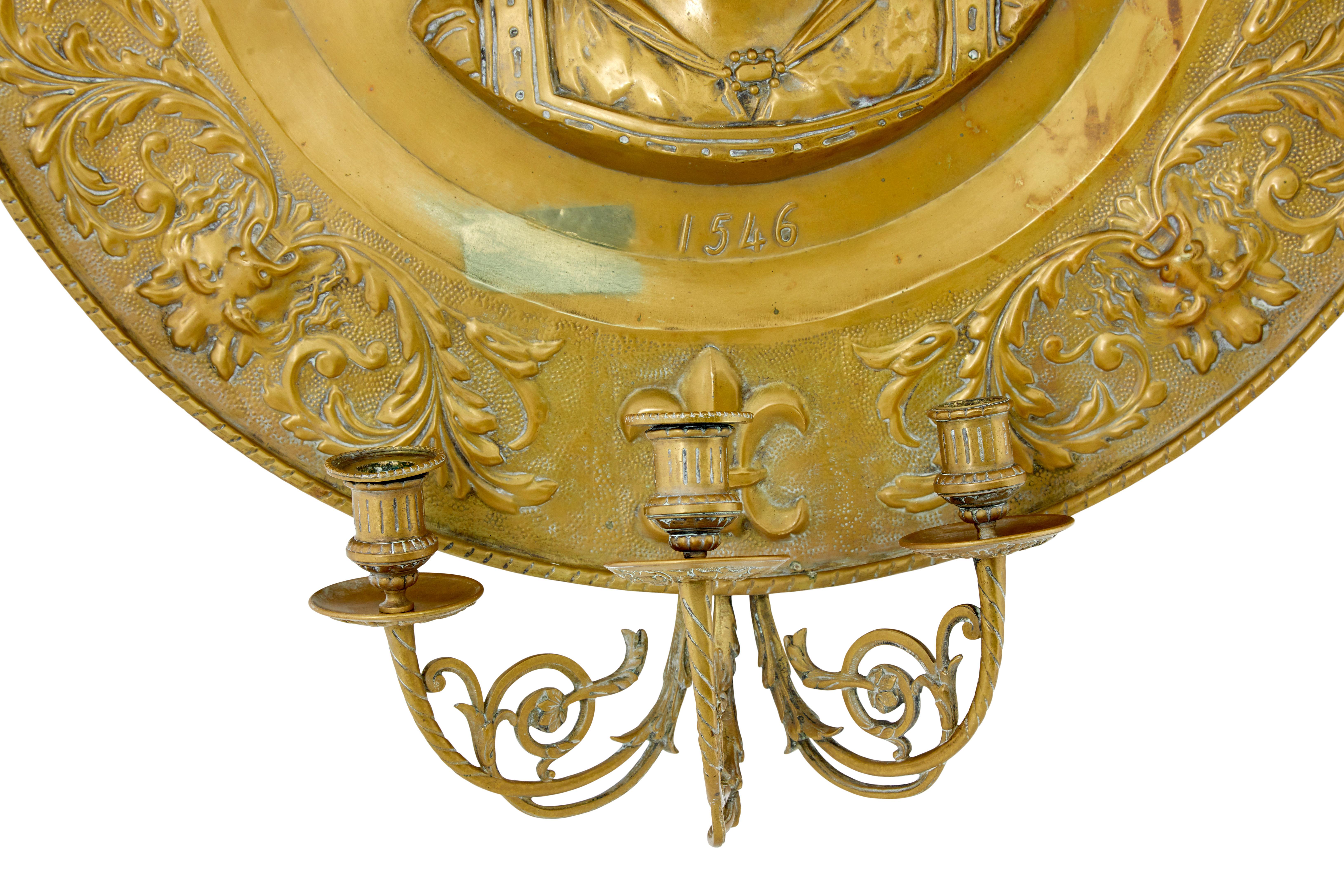 Pressed Pair of 19th century French brass sconces For Sale