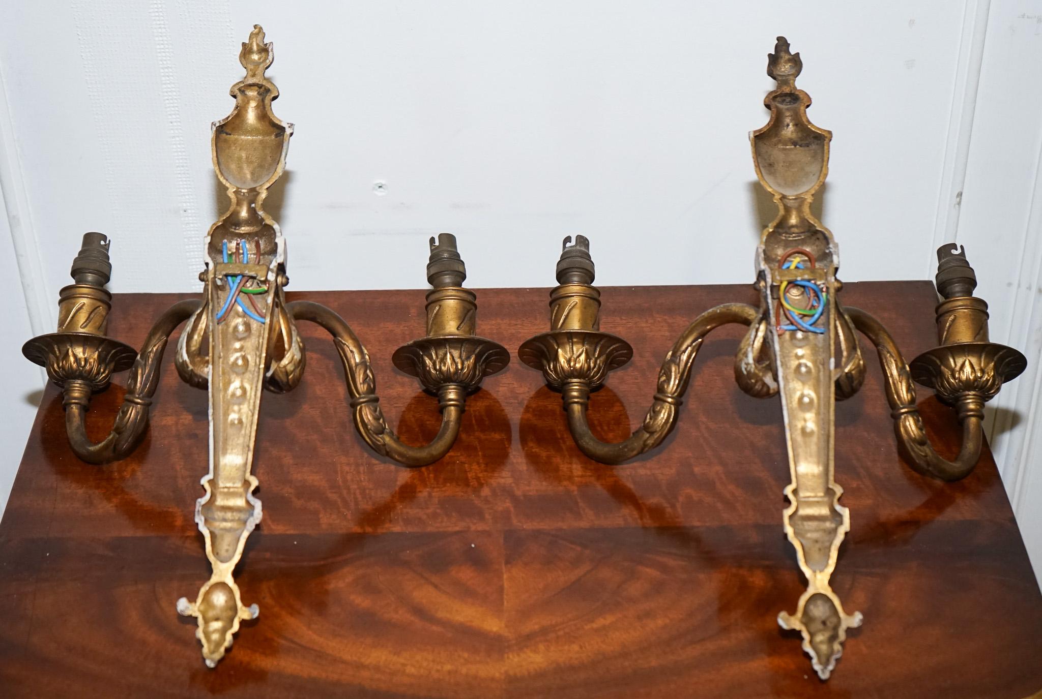 PAIR OF 19TH CENTURY FRENCH BRASS SCONCES TWO BRANCHES WALL LiGHTS For Sale 5