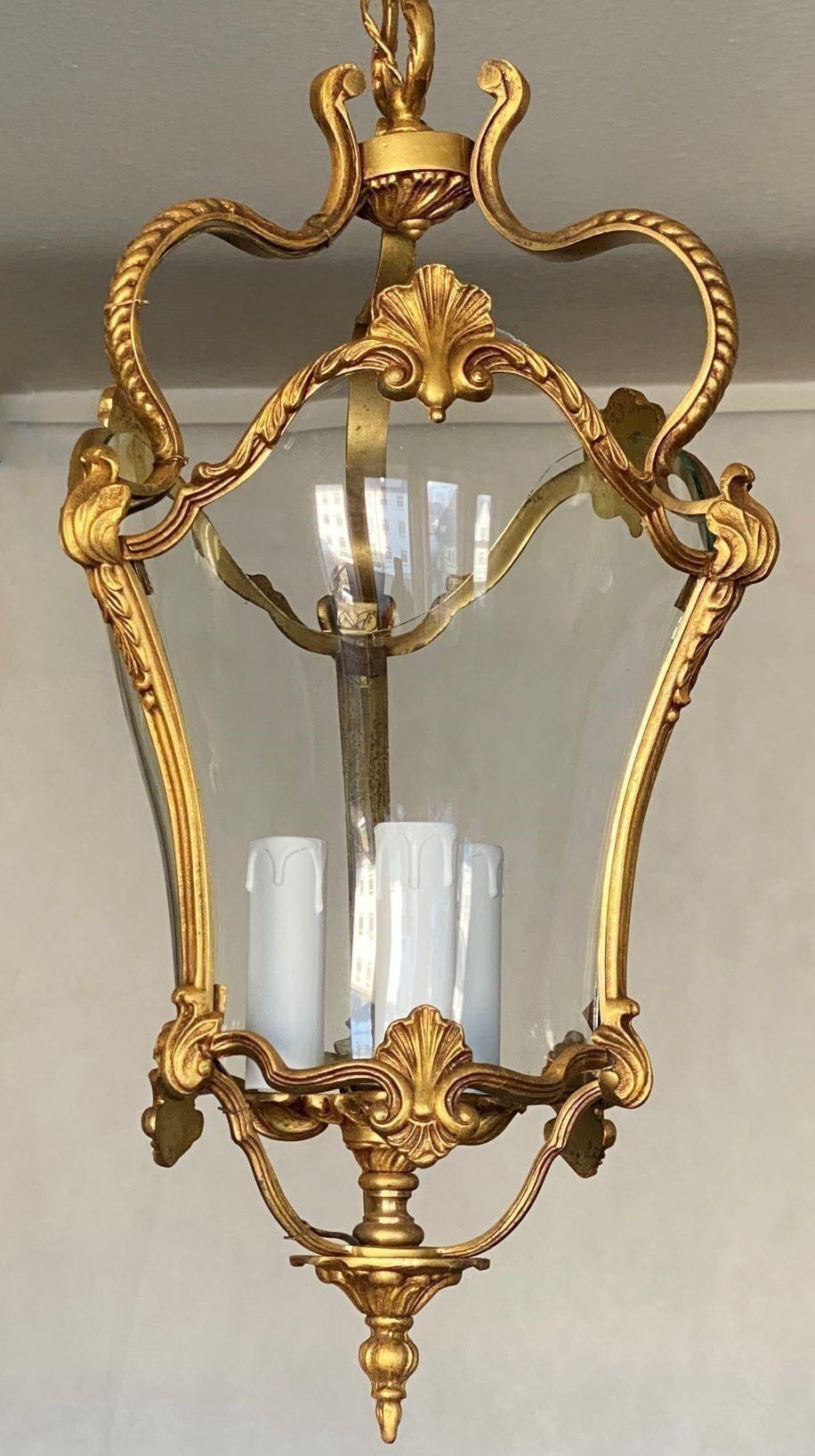 Pair of  French Art Deco Arched Crystal Gilt Bronze Three-Light Lanterns 7