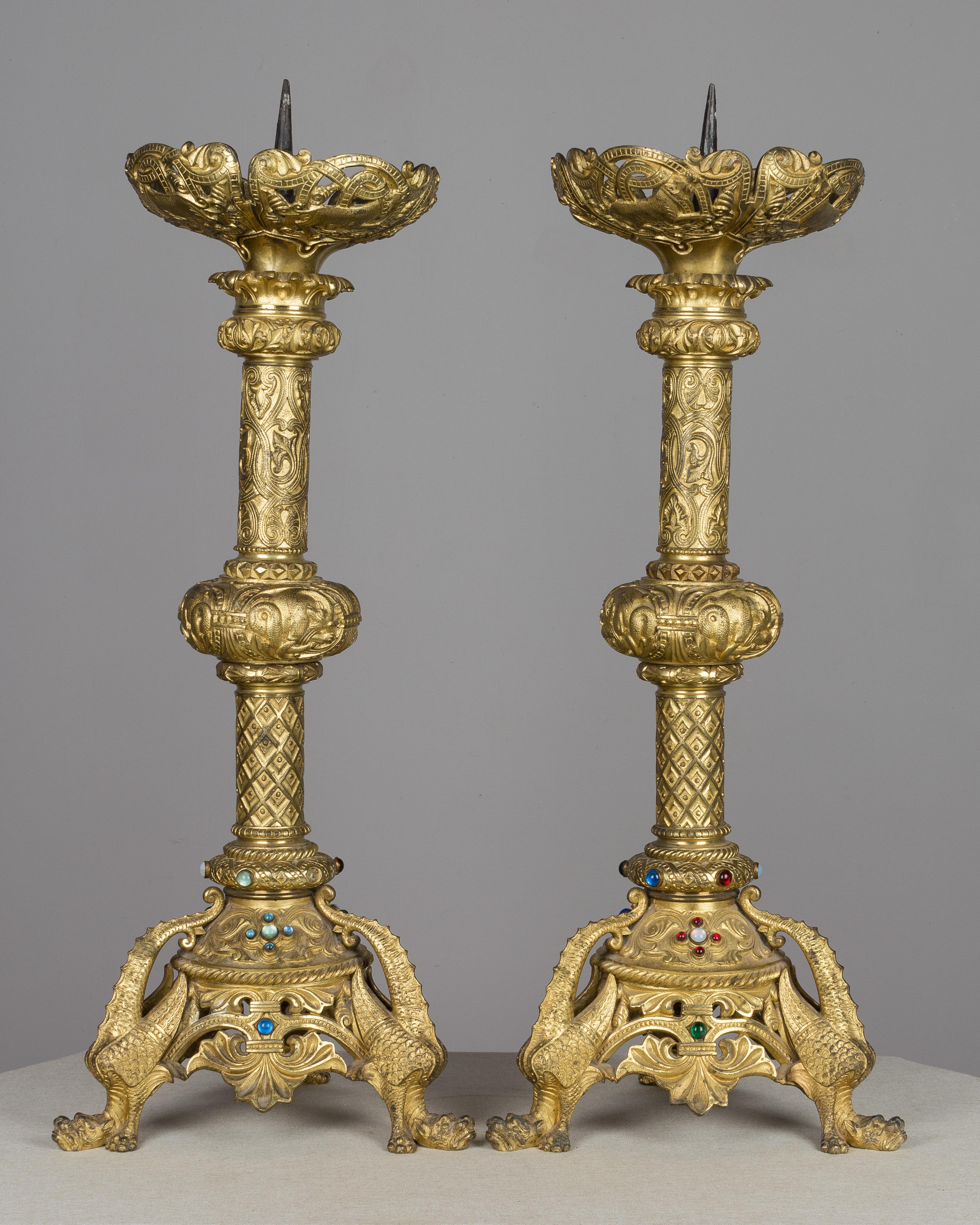 Barocco Coppia di bronzi francesi del XIX secolo  Candelieri in vendita