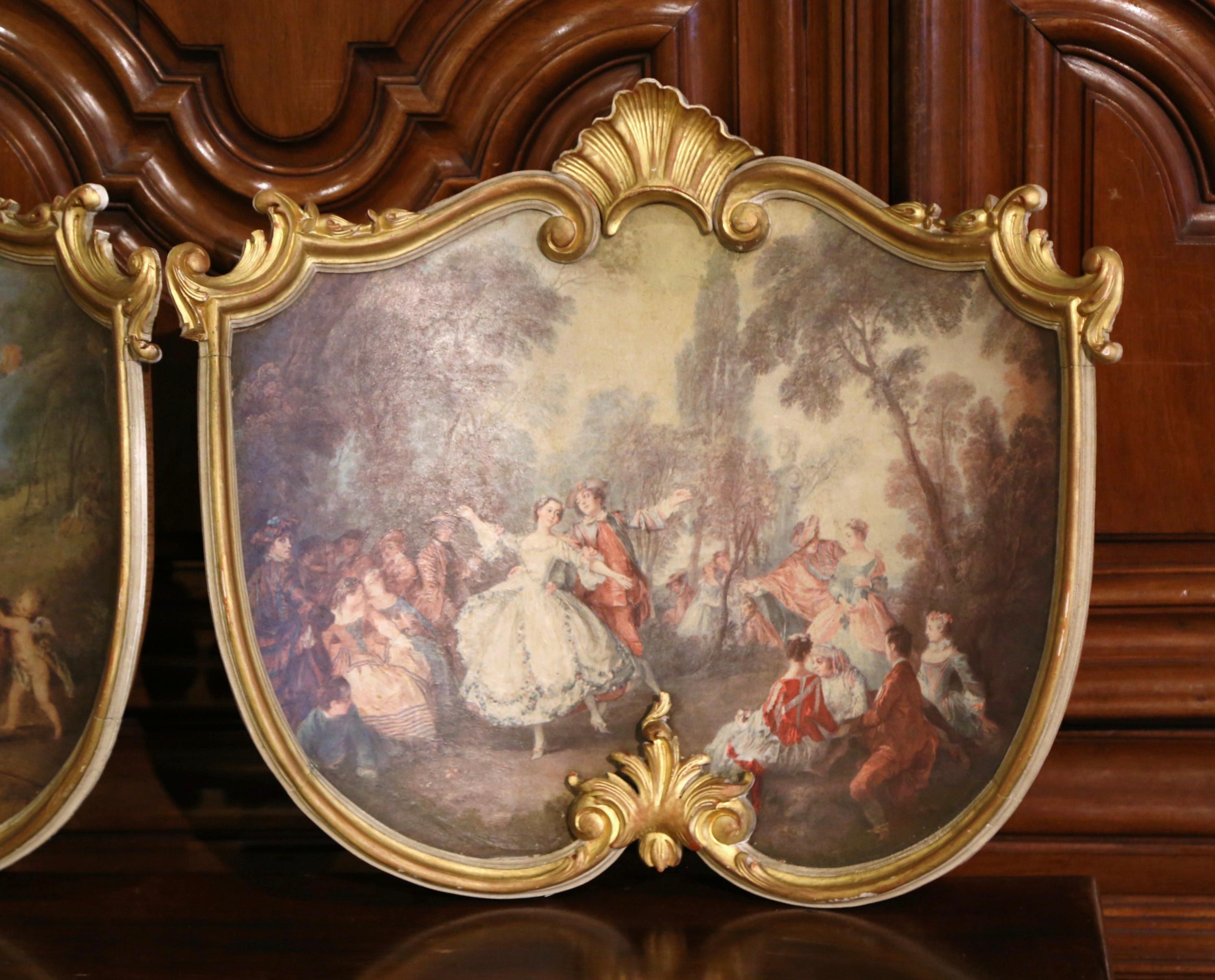Pair of 19th Century French Carved and Painted Pastoral Scenes Wall Plaques In Excellent Condition In Dallas, TX