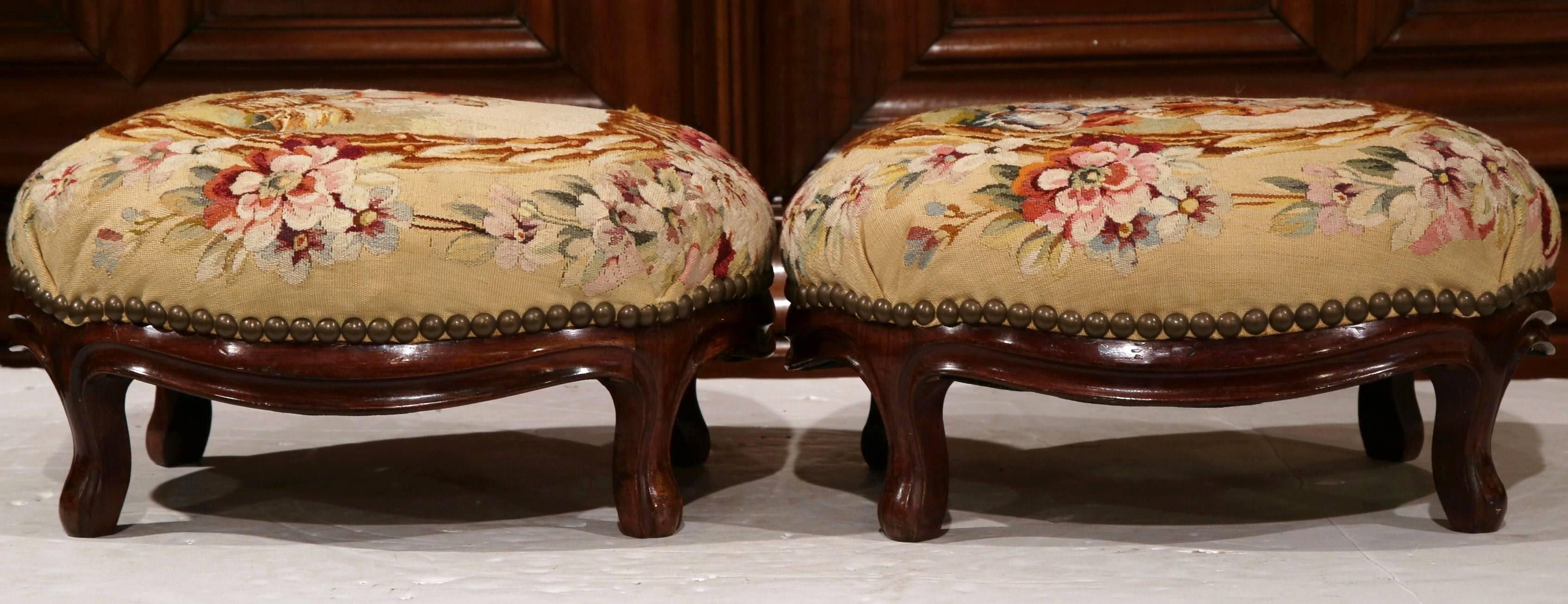 Pair of 19th Century, French, Carved Mahogany Foot Stools with Aubusson Tapestry In Excellent Condition In Dallas, TX