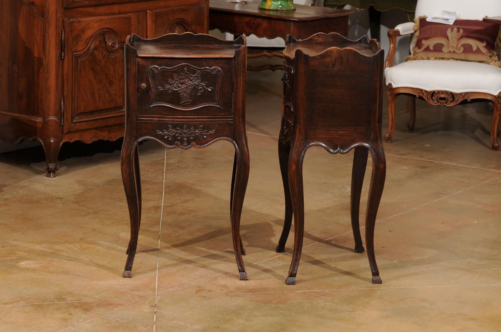 Pair of 19th Century French Carved Walnut Bedside Tables with Doors and Drawers 8