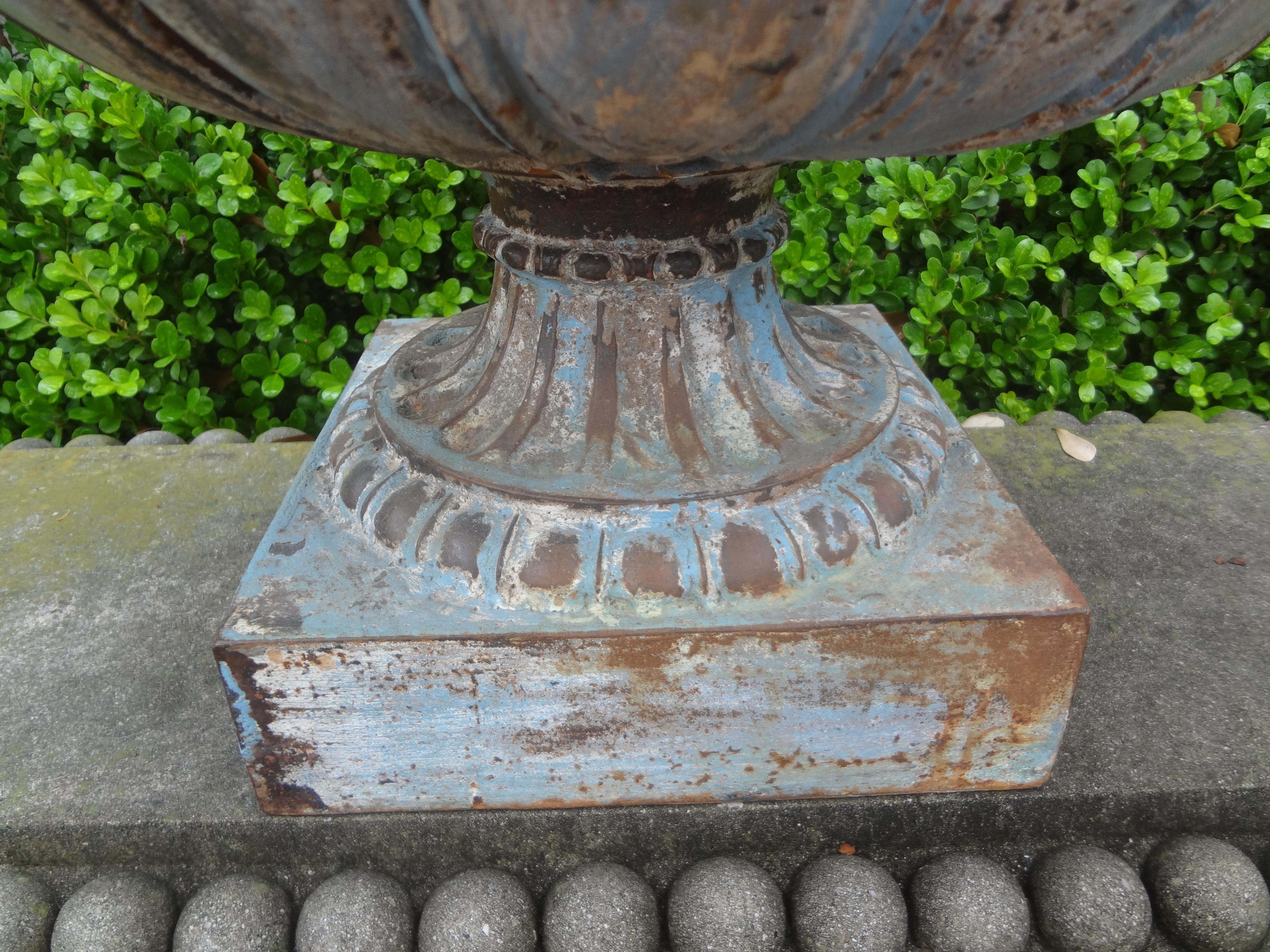 Pair of 19th Century French Cast Iron Garden Urns Attributed to Alfred Corneau For Sale 1