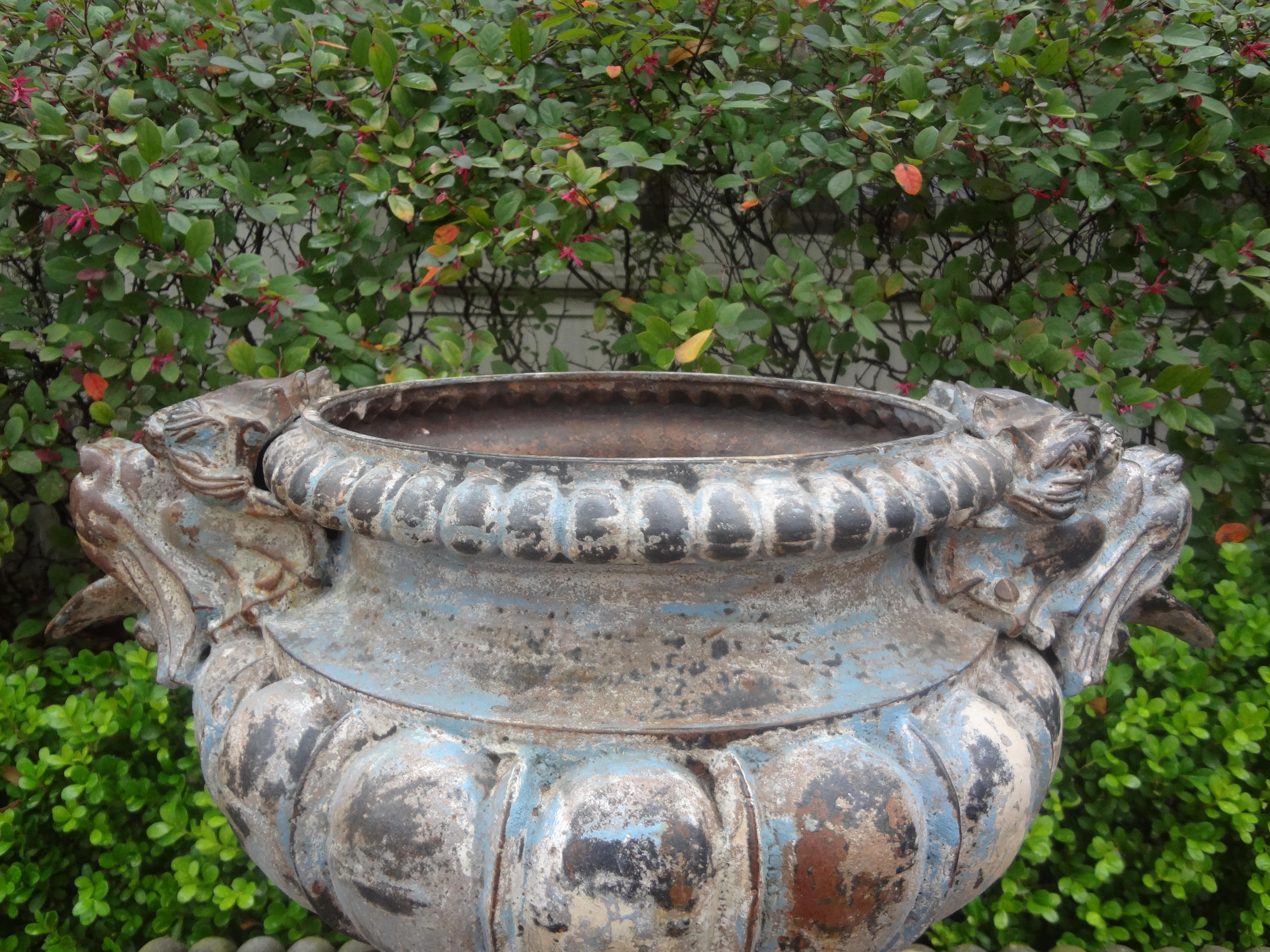 Pair of 19th Century French Cast Iron Garden Urns Attributed to Alfred Corneau For Sale 3