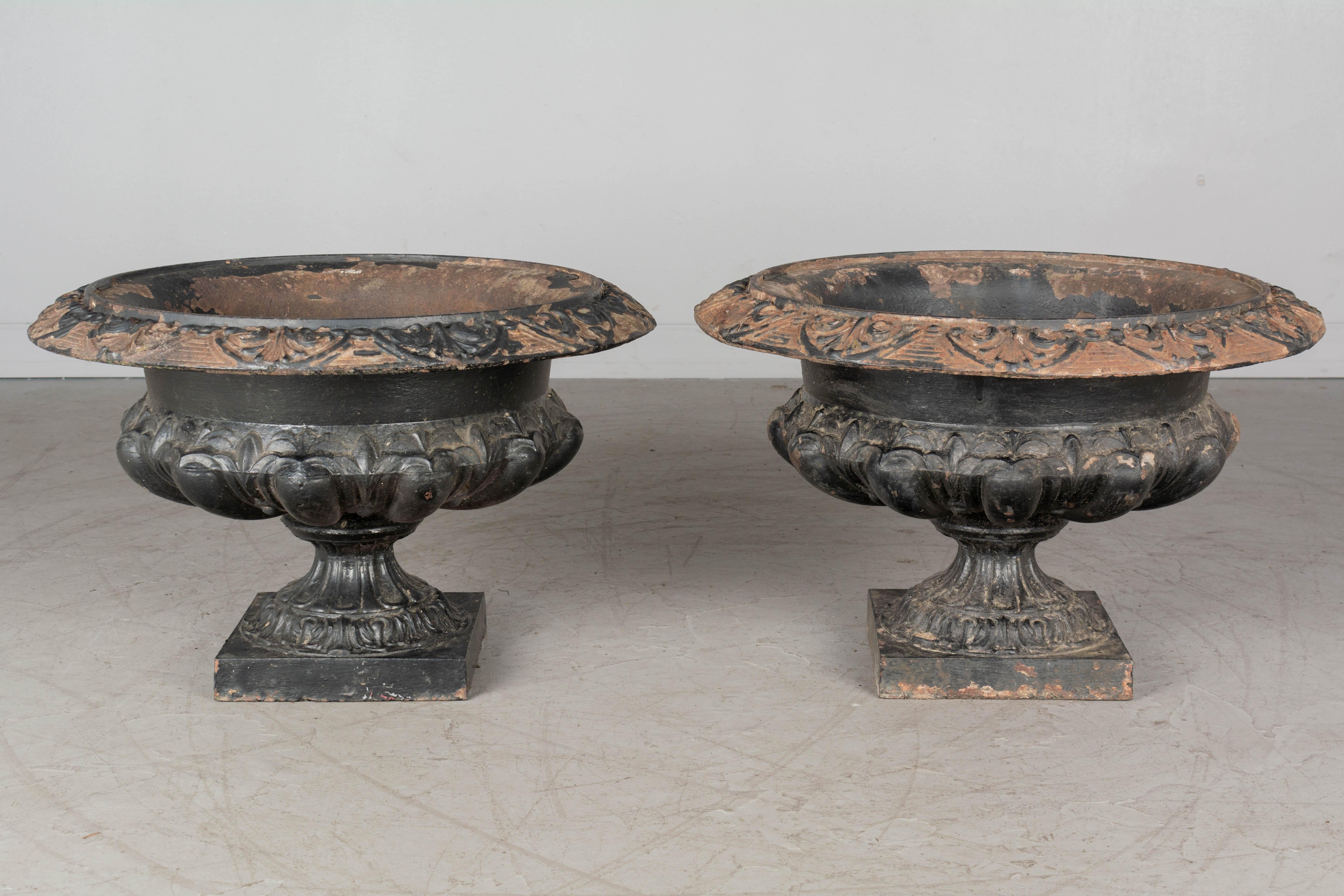 Pair of 19th Century French Cast Iron Garden Urns For Sale 3