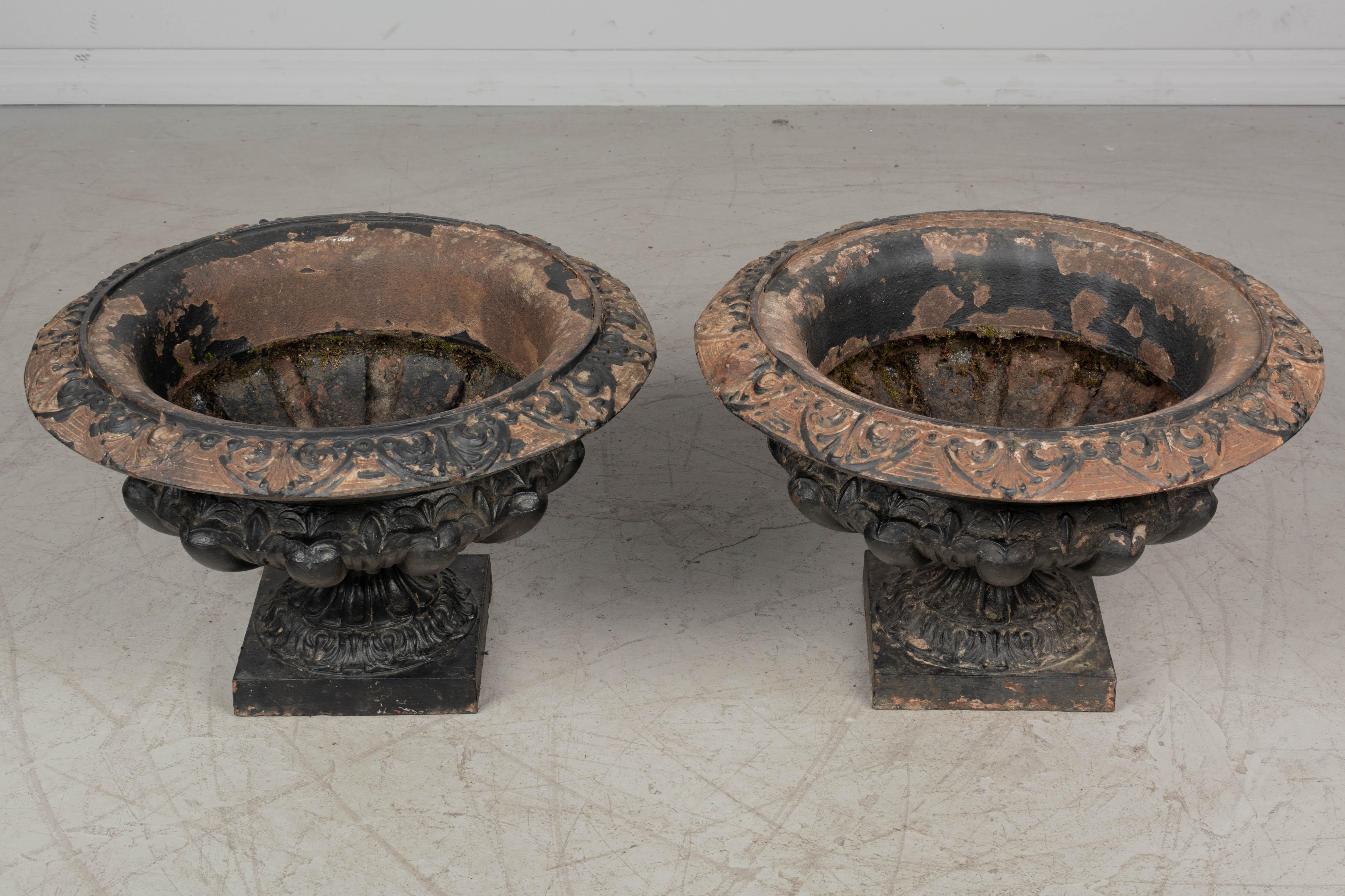 Pair of 19th Century French Cast Iron Garden Urns For Sale 4