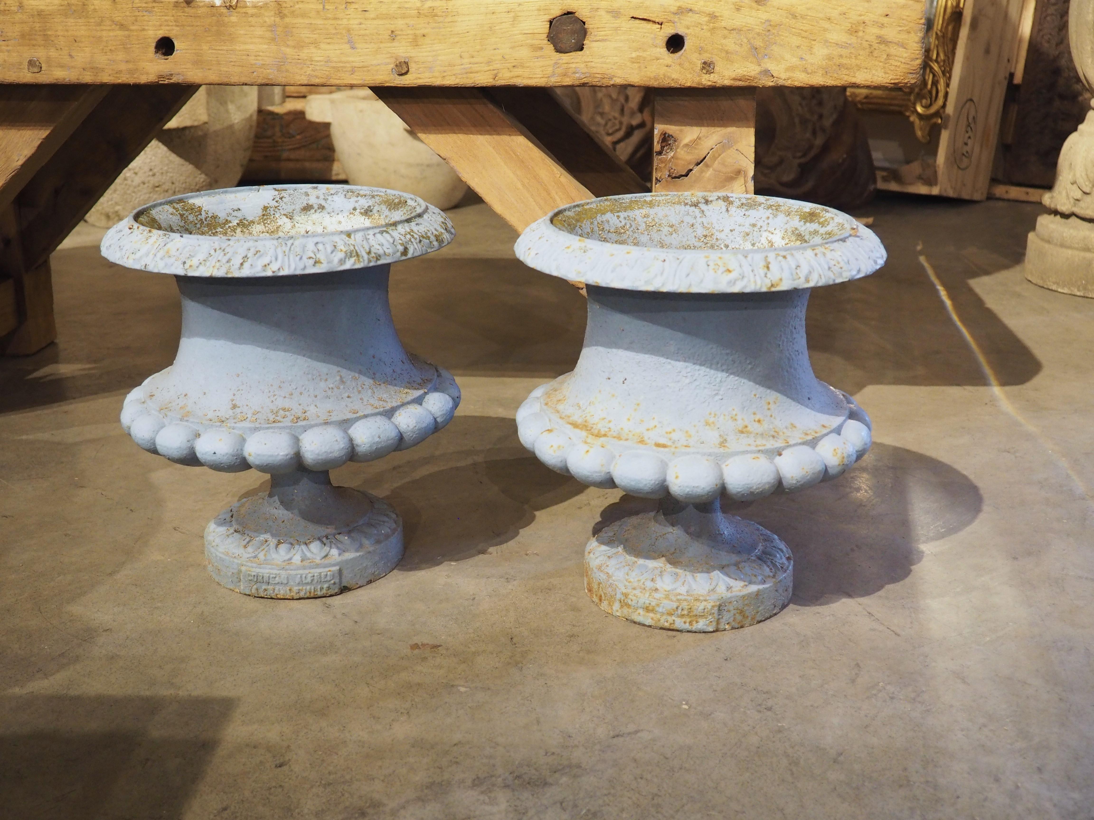 Paire de vases français en fonte du 19ème siècle par Alfred Corneau de Charleville 5