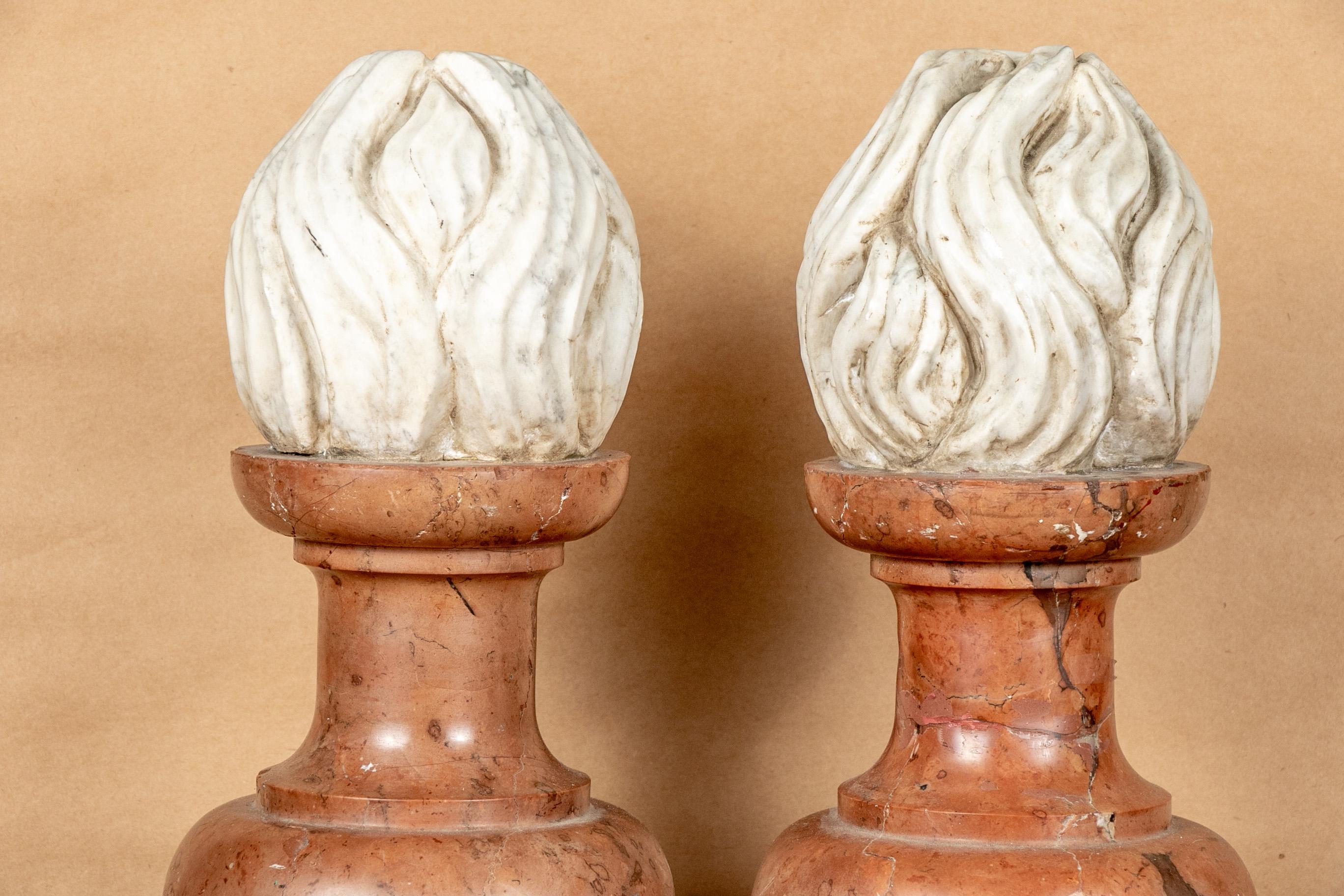 Pair of 19th Century French Castellettes In Good Condition In Bridgeport, CT