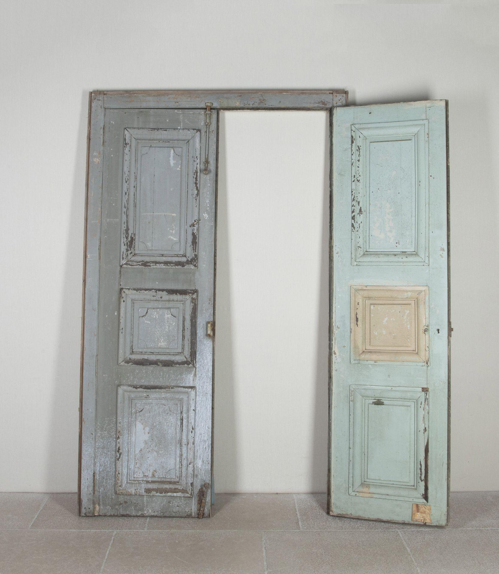 Coppia di porte di un castello francese del XIX secolo in vendita 1