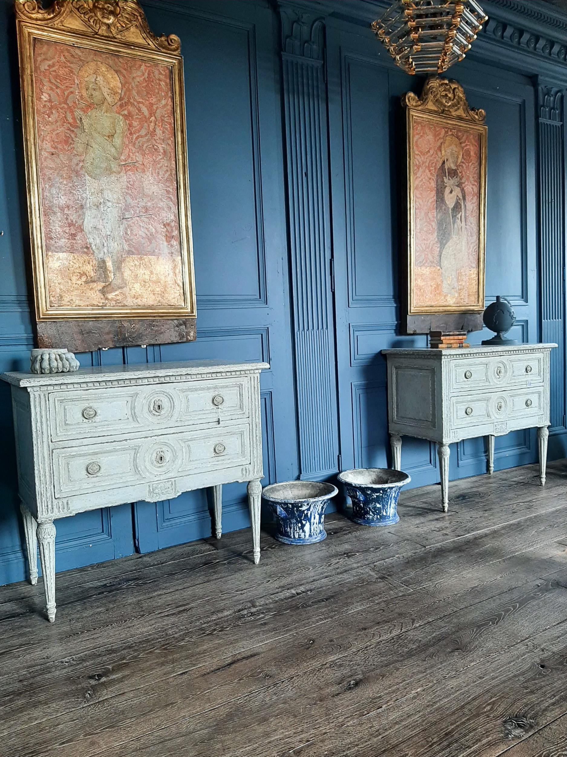 Pair of 19th Century French Commodes of Grey Patinated Wood 10