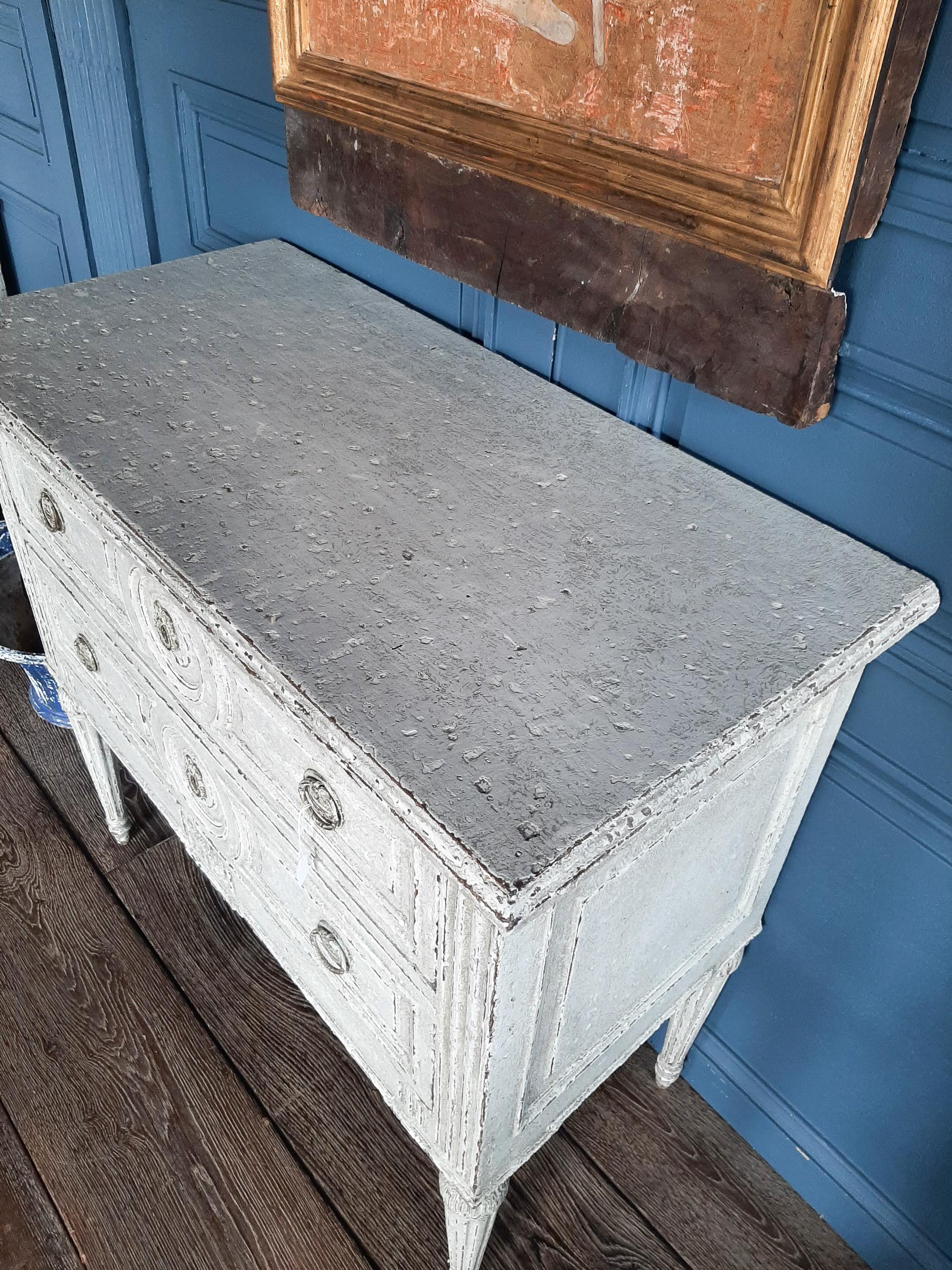 Pair of 19th Century French Commodes of Grey Patinated Wood 11