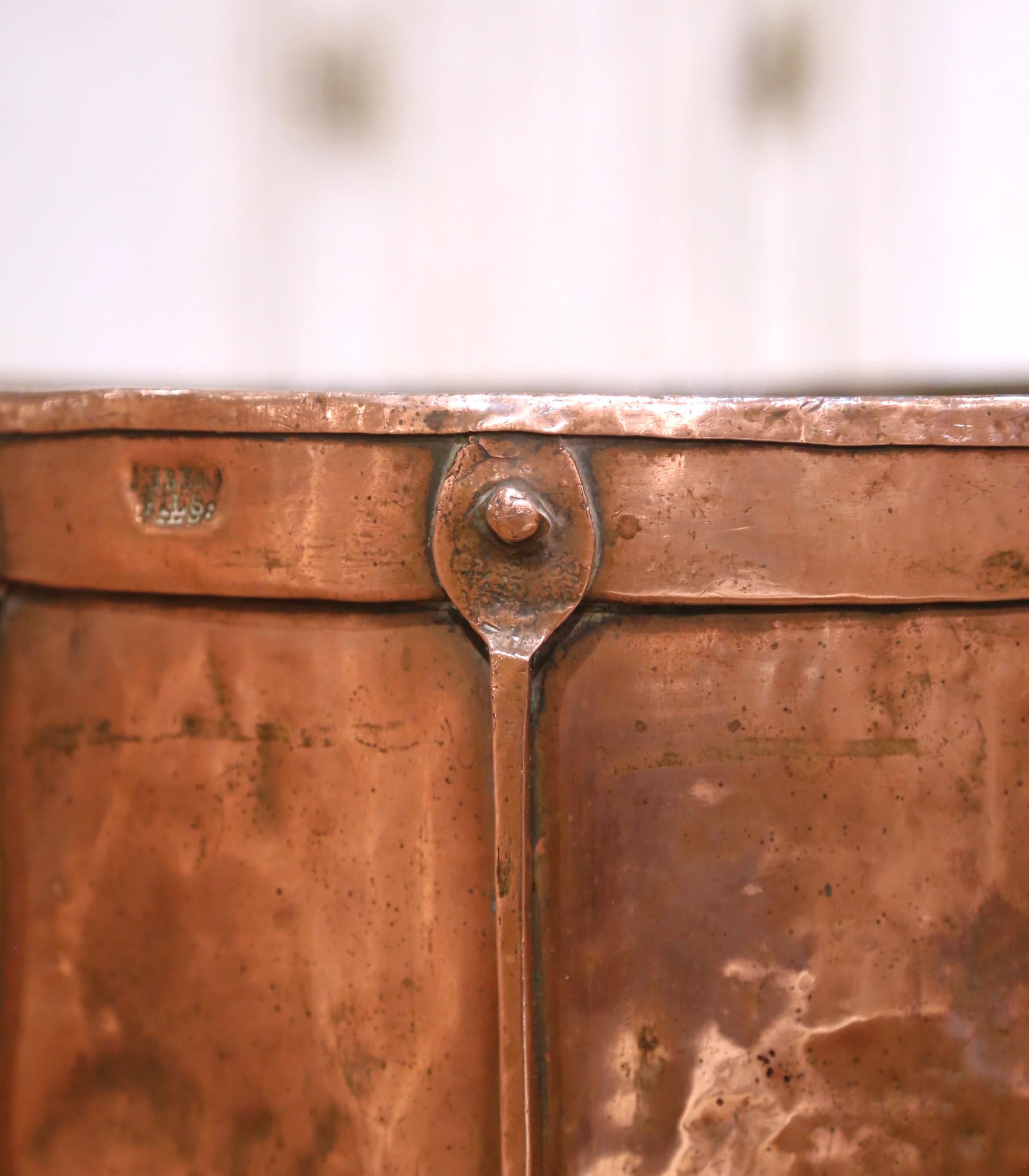 Hammered Pair of 19th Century French Copper Grain Measure Buckets with Side Handles For Sale