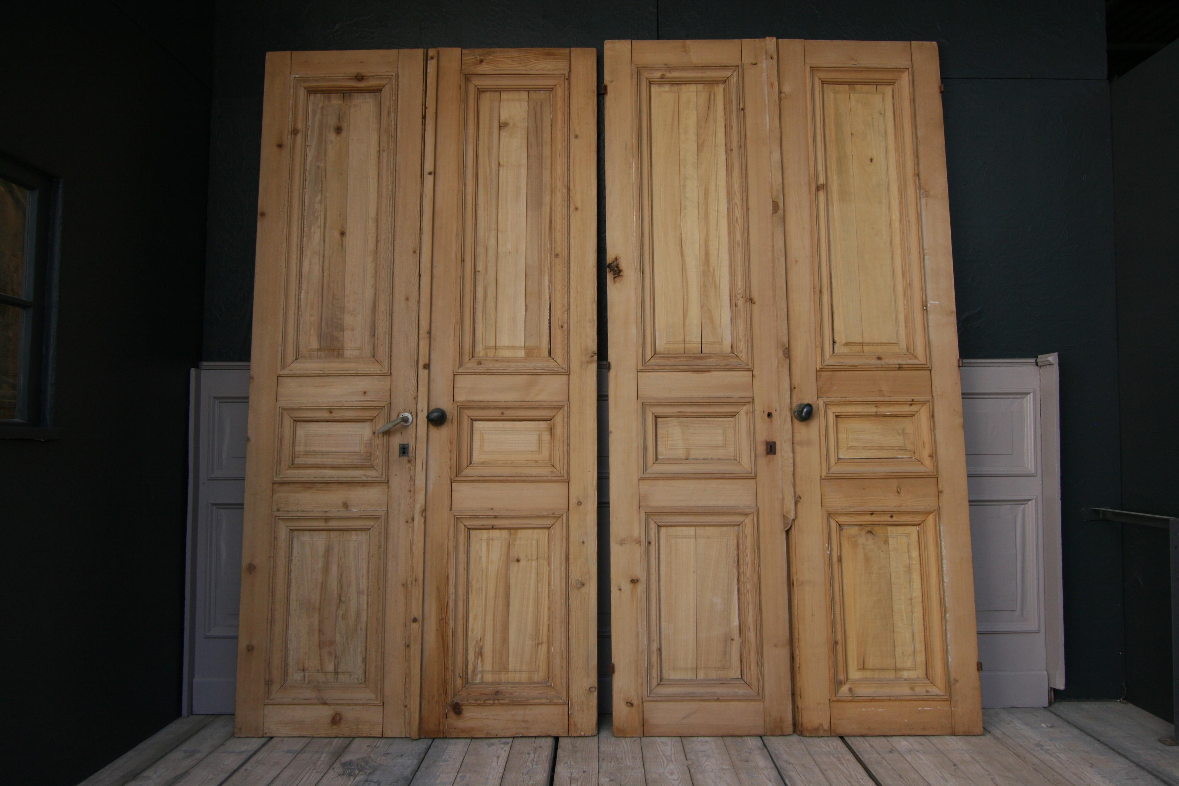 Louis XVI Pair of 19th Century French Double Doors Made of Pine
