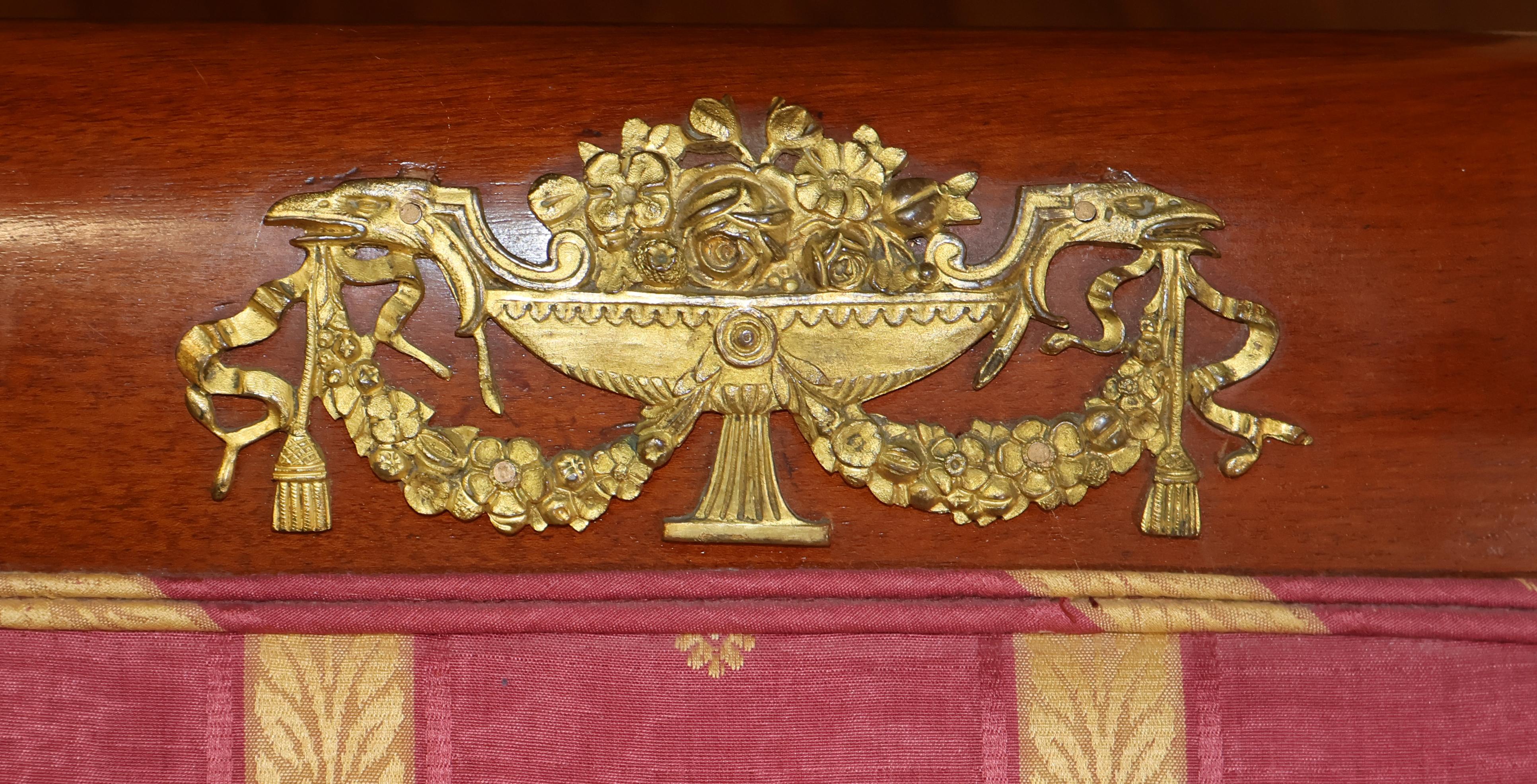 Coppia di sedie Bergere Impero francesi del XIX secolo attribuite a Francois Link in vendita 1