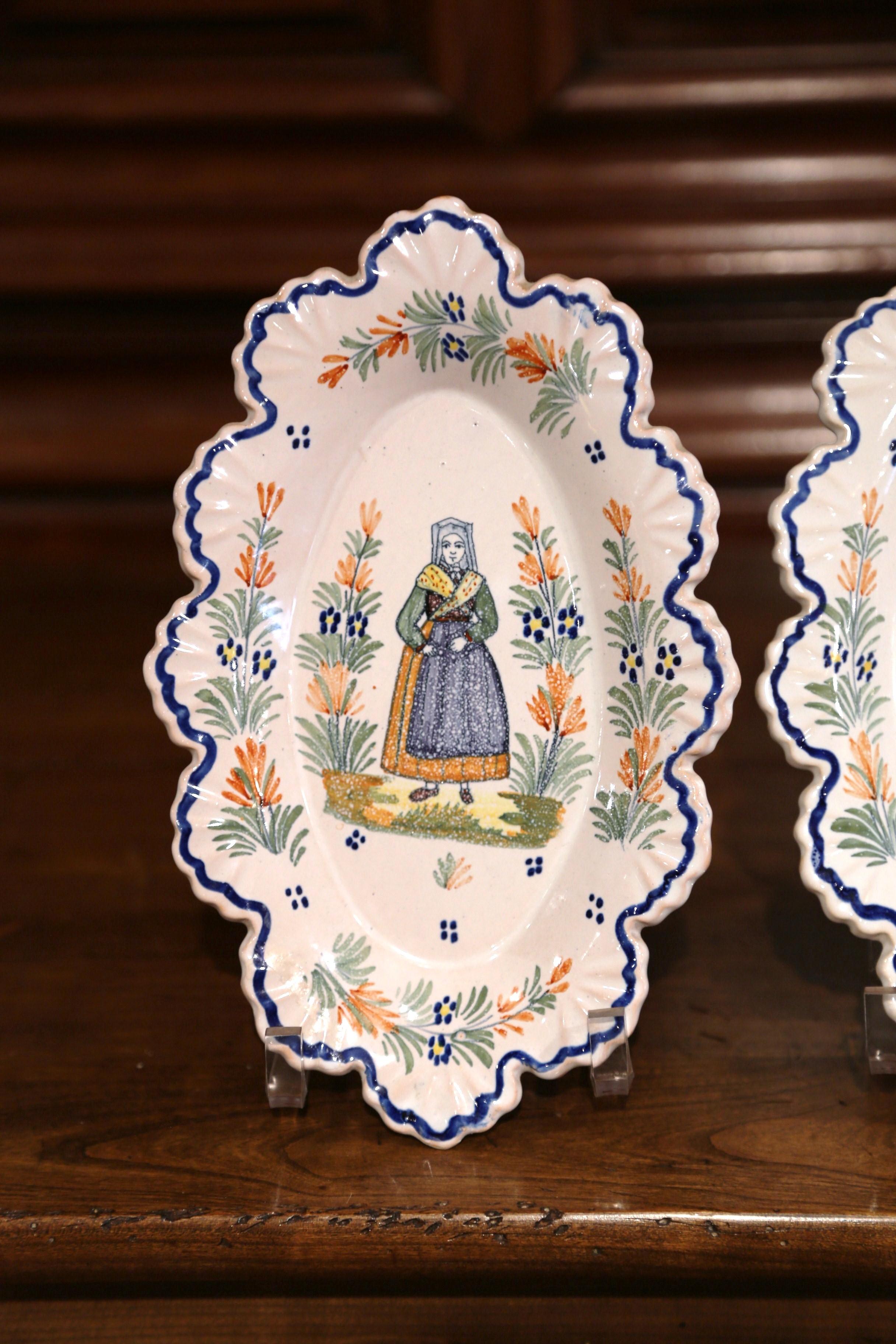 Hand-Painted Pair of 19th Century French Faience Oval Wall Plates Signed Henriot Quimper