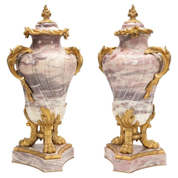 Paar französische Cassolettes aus vergoldeter Bronze des 19. Jahrhunderts, montiert
