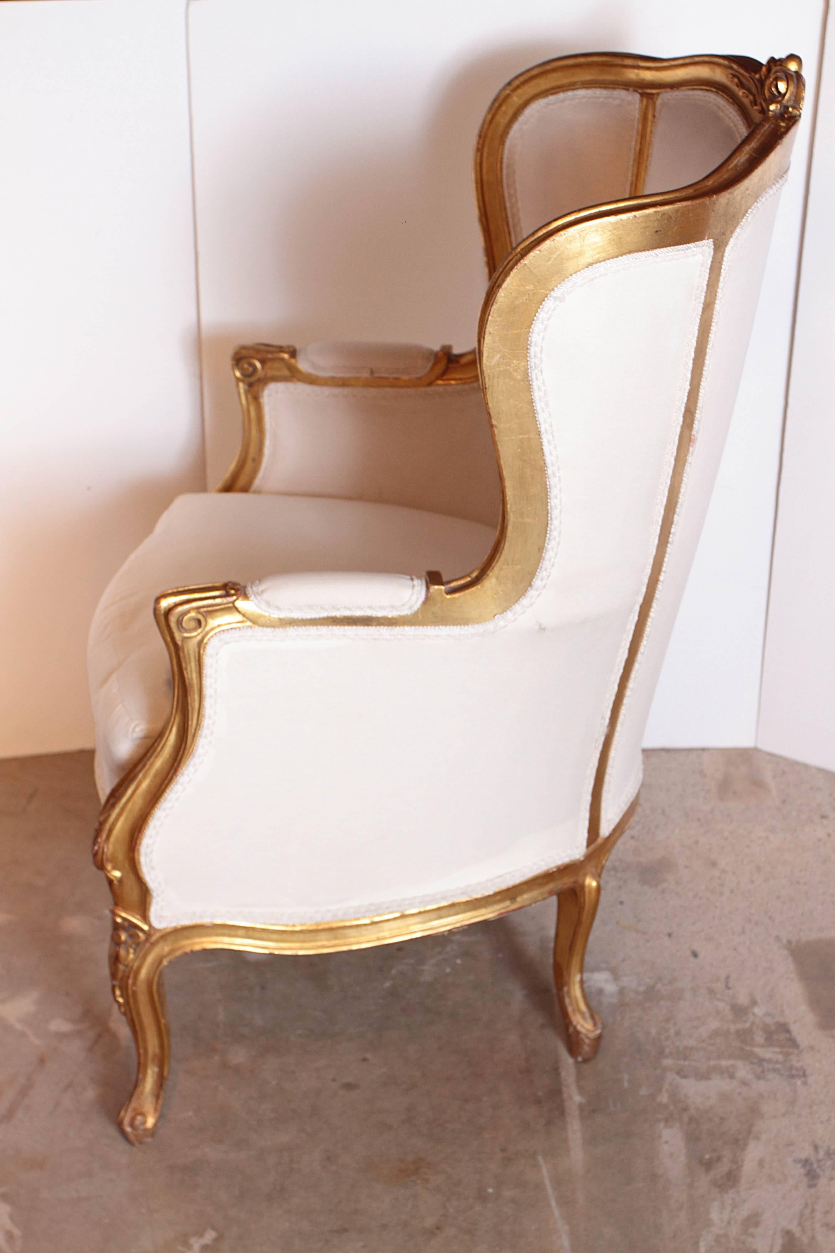 Pair of 19th Century French Gilt Louis XV Bergeres In Good Condition In Dallas, TX