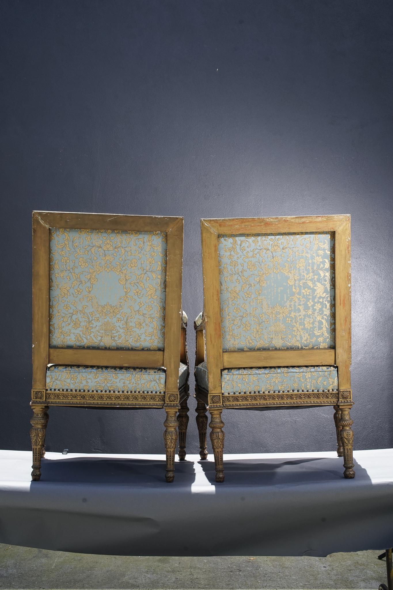 Silk Pair of 19th Century French Giltwood Armchairs For Sale