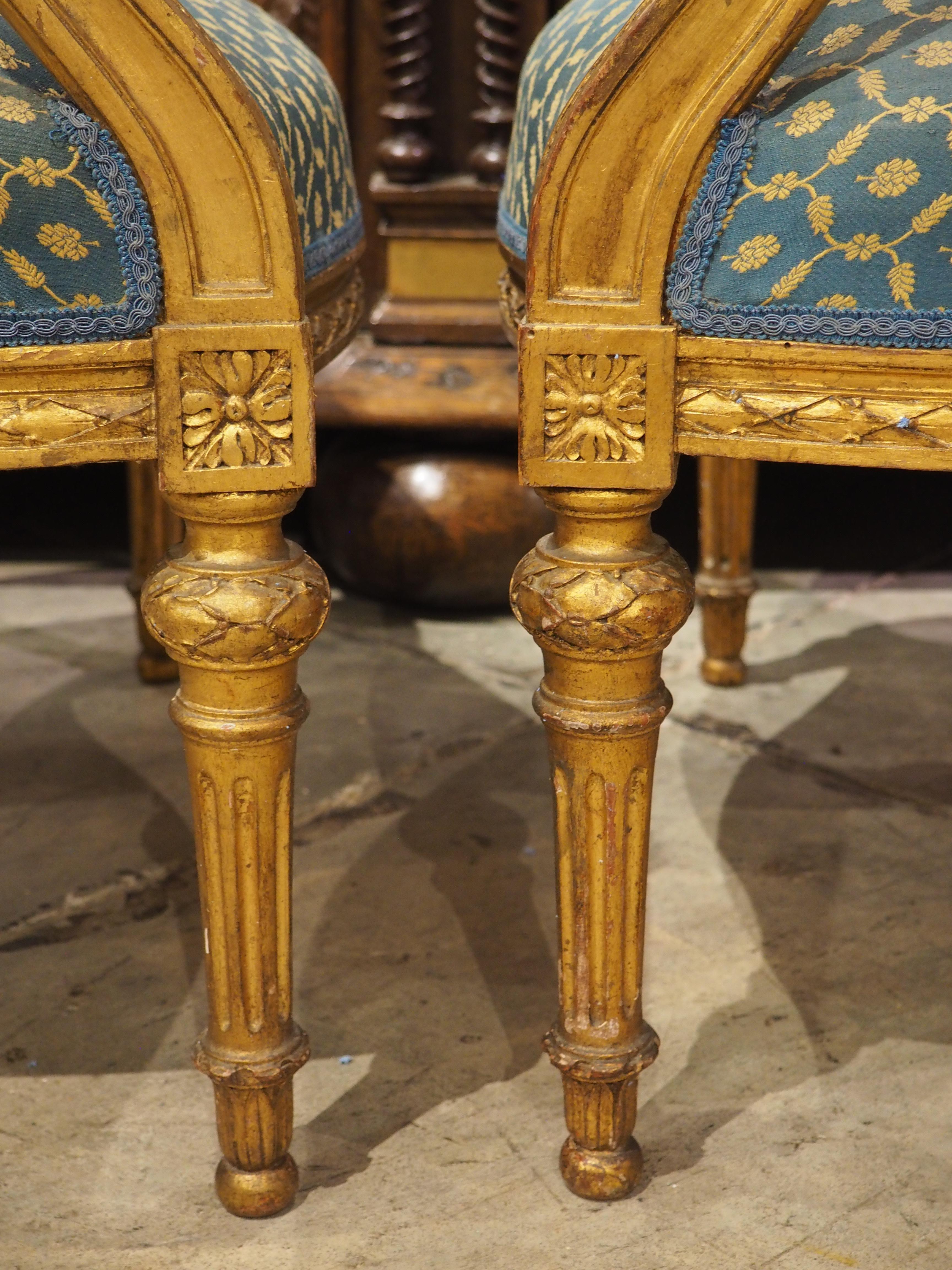 Pair of 19th Century French Giltwood Louis XVI Style Médaillon Armchairs For Sale 12