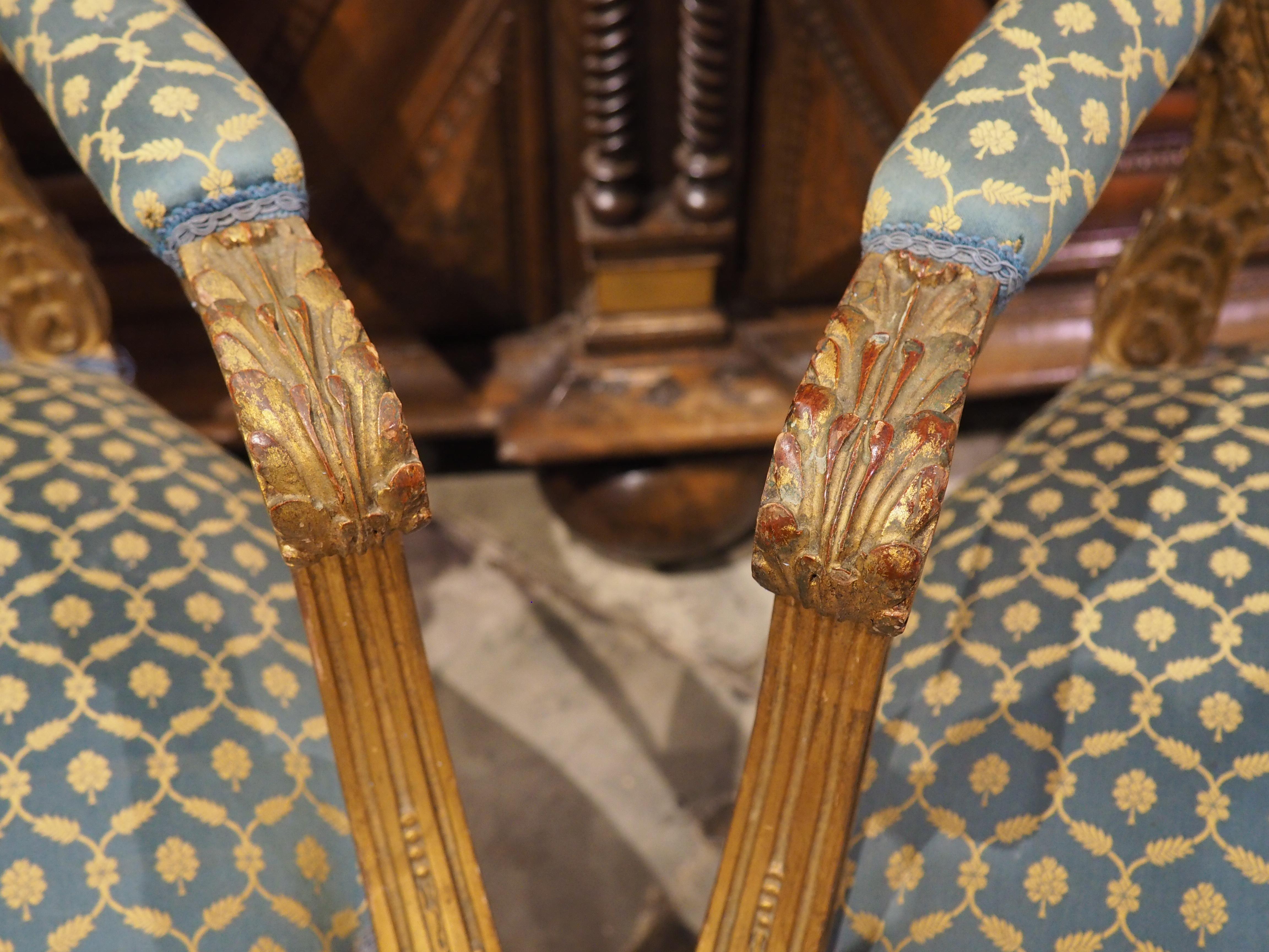 Pair of 19th Century French Giltwood Louis XVI Style Médaillon Armchairs For Sale 15