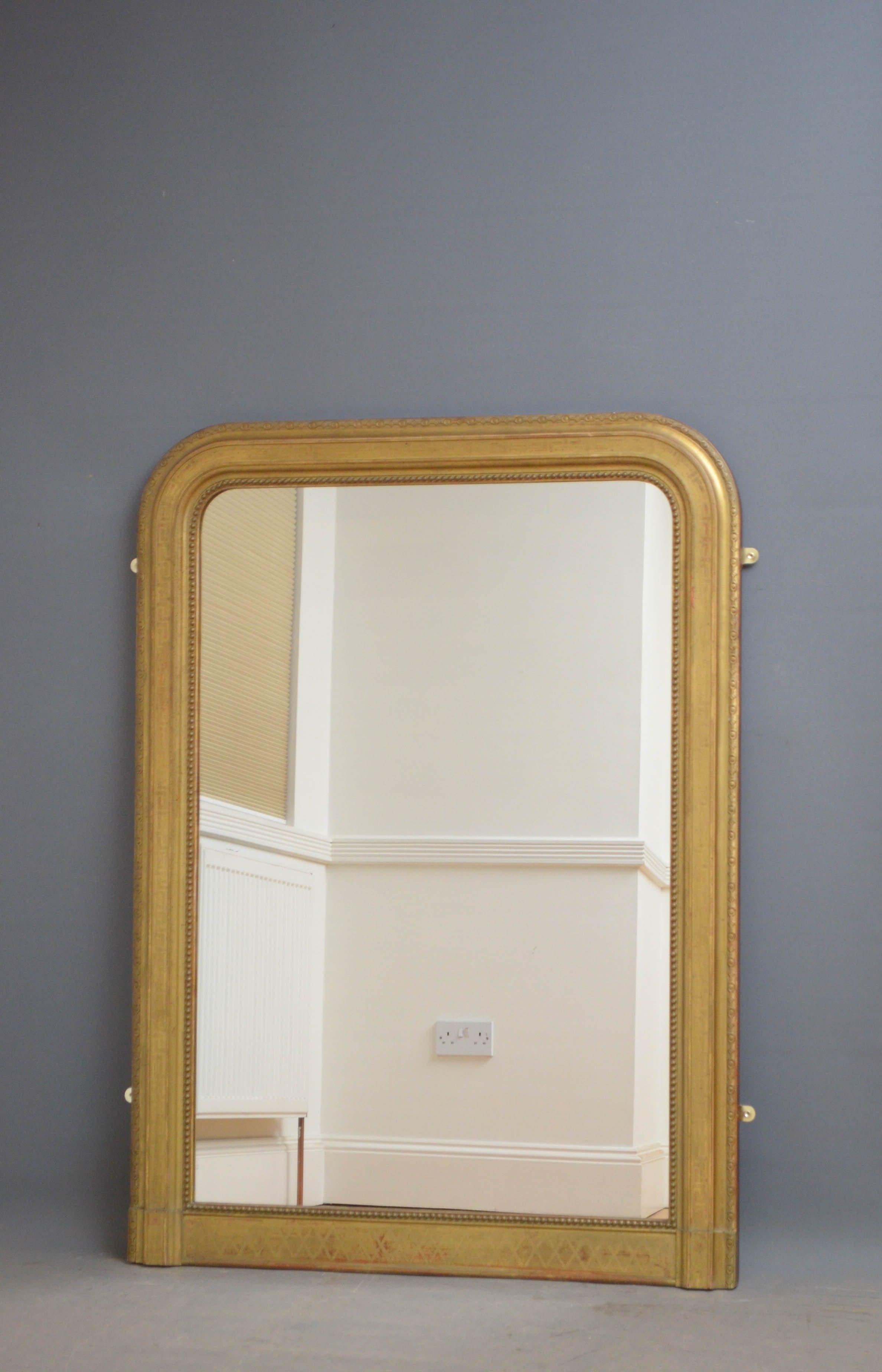 Mid-19th Century Pair of 19th Century French Giltwood Mirrors