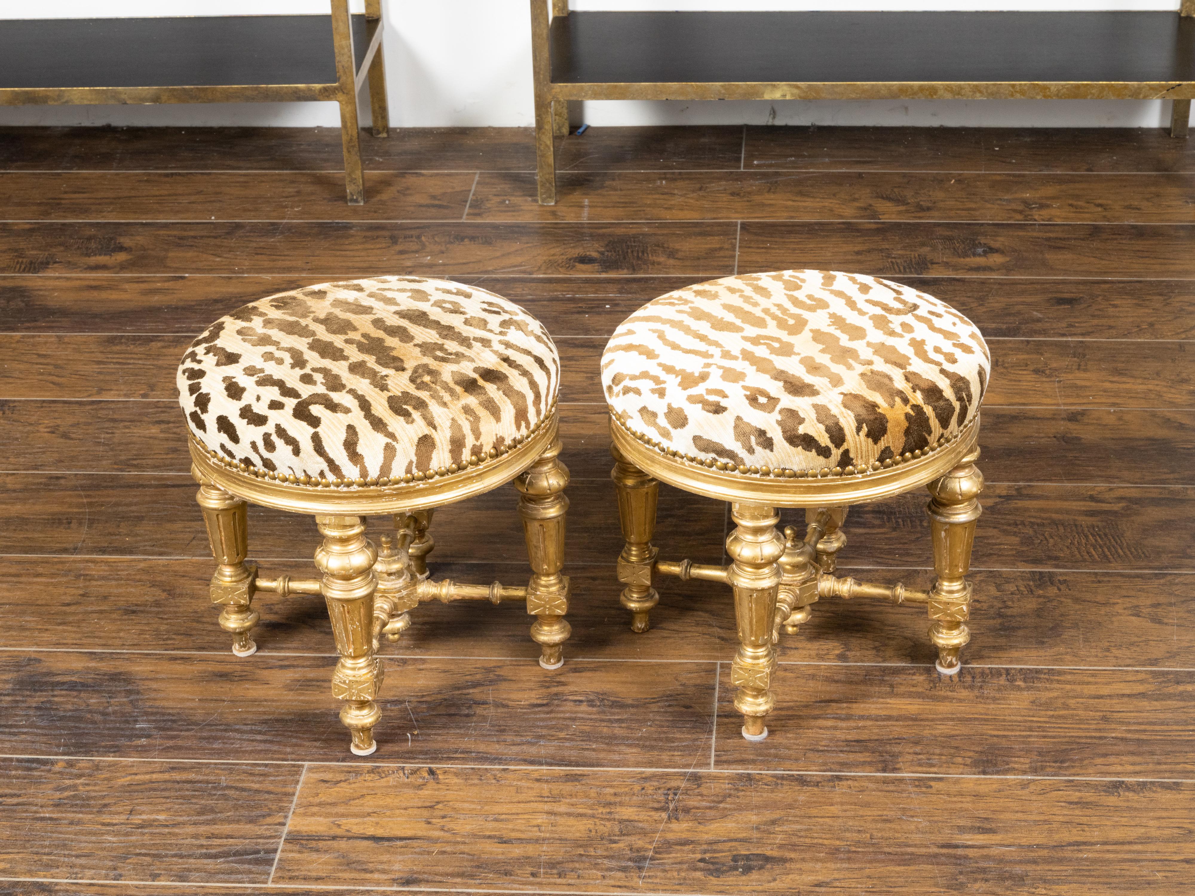 Pair of 19th Century French Giltwood Stools with Fluted Legs and Upholstery For Sale 5